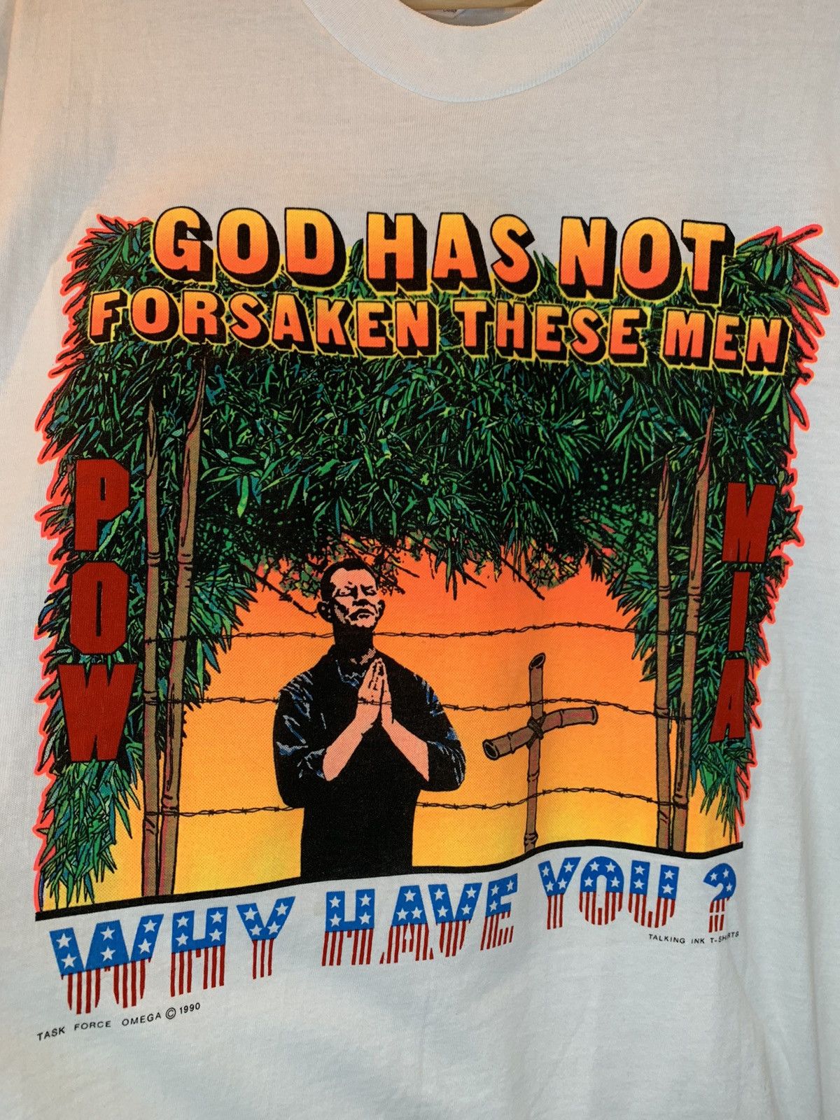 Vintage *RARE* Vintage 1990 God Has Not Forsaken POW Vietnam T-Shirt Size US M / EU 48-50 / 2 - 3 Thumbnail