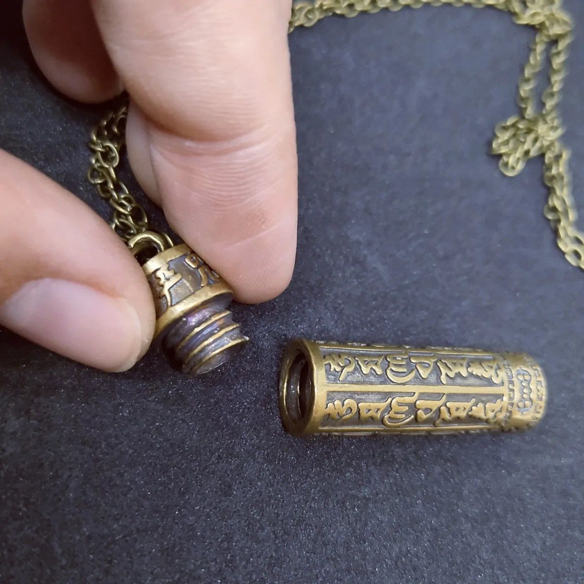 Jewelry Mini Brass Mantra Embossed Pendants Locket Necklace Size ONE SIZE - 2 Thumbnail