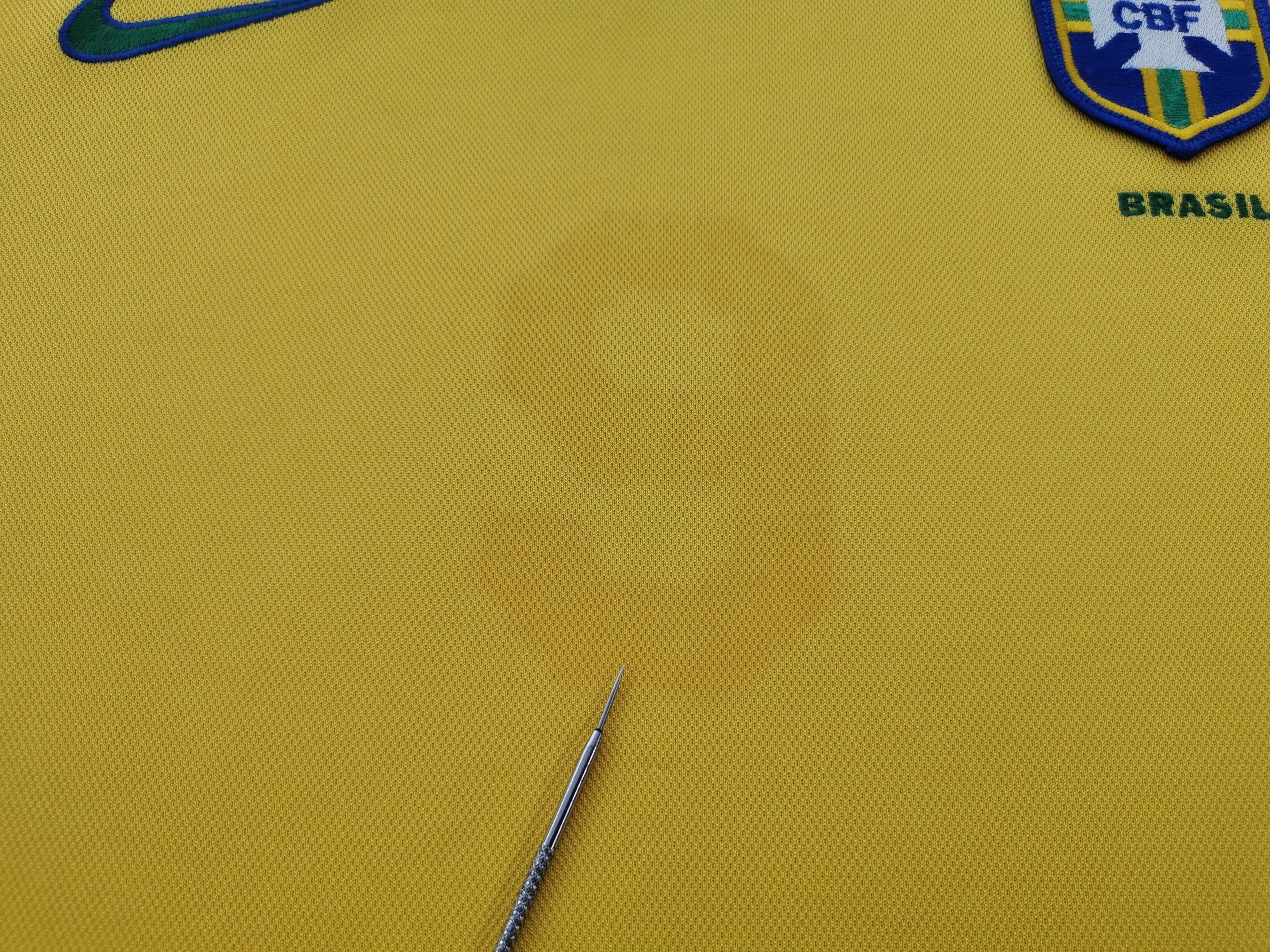 Nike Vintage 90s Brazil Ronaldo #9 WorldCup Football by Nike Size US M / EU 48-50 / 2 - 10 Thumbnail