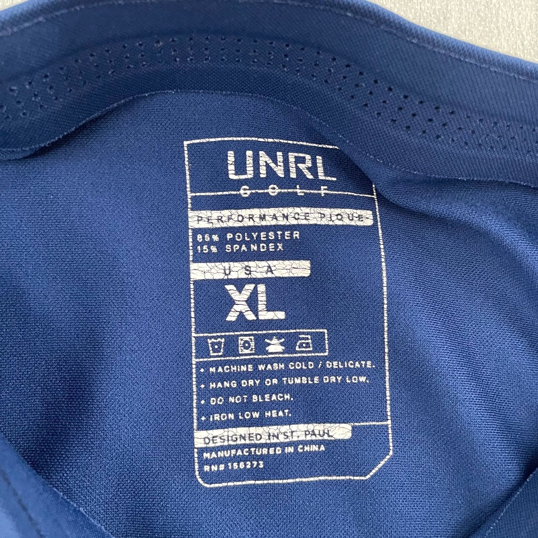 Vintage UNRL Polo Shirt Adult XL Blue Performance Pique Golf Shirt Mens XL Moisture Wicking Athletic Polo Golf Apparel Size US XL / EU 56 / 4 - 5 Thumbnail