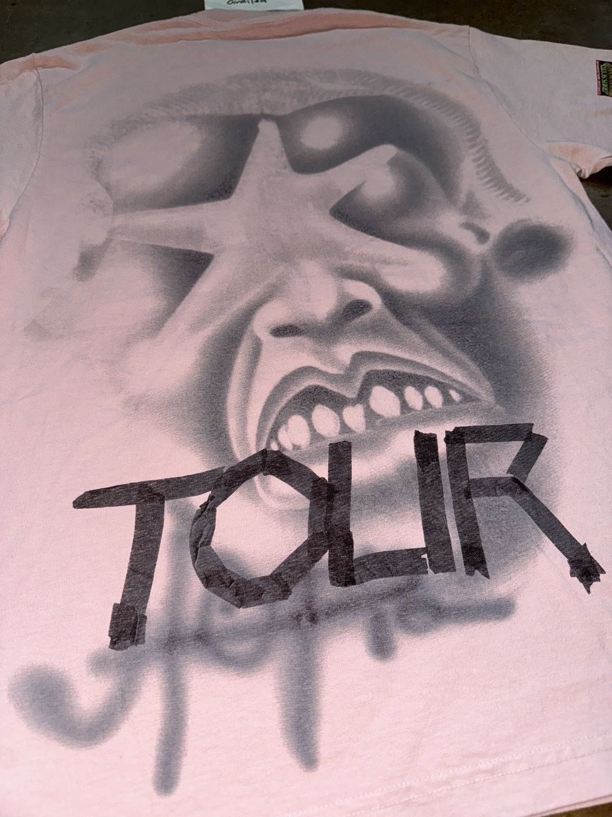 Travis Scott Travis Scott Utopia Circus Maximus 2023 Pink Star Tee XL Size US XL / EU 56 / 4 - 3 Thumbnail