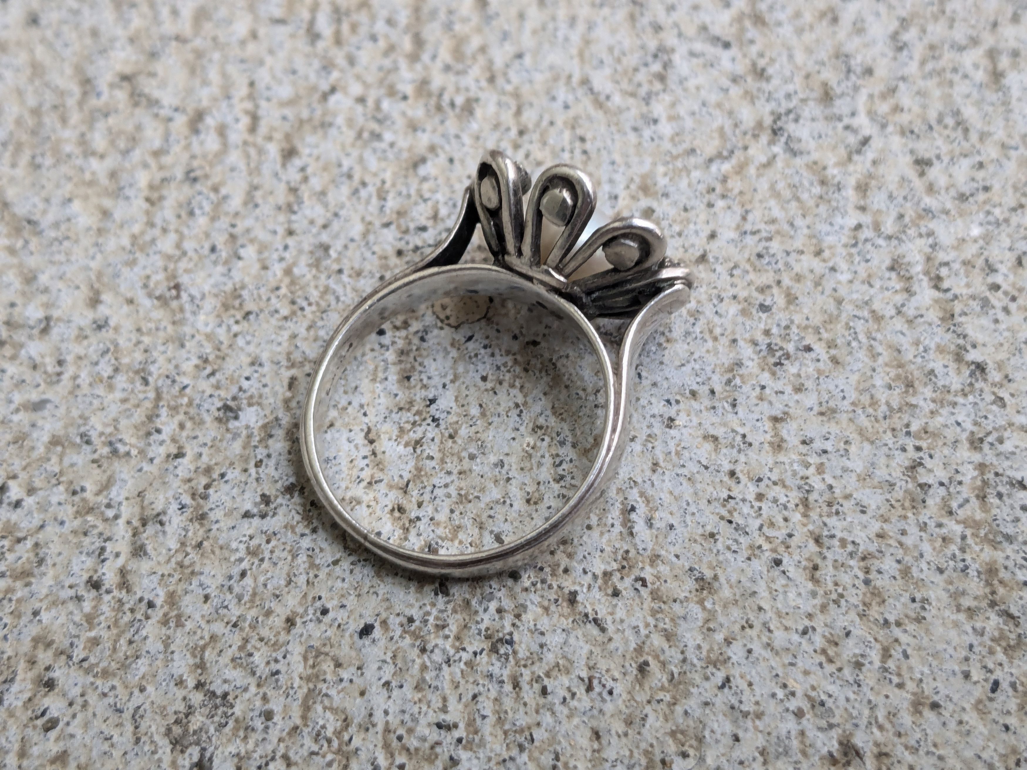 Jewelry Sterling Silver Ring Pearl Size 7.75 Flower Marcasite Size ONE SIZE - 8 Thumbnail