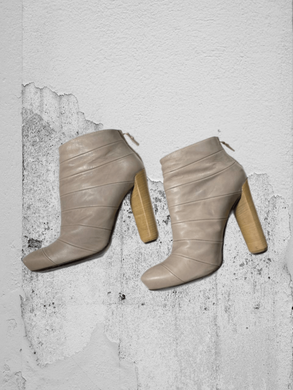 Louis Vuitton Louis Vuitton Suede Ankle Leather Boots Size US 4 / IT 34 - 1 Thumbnail