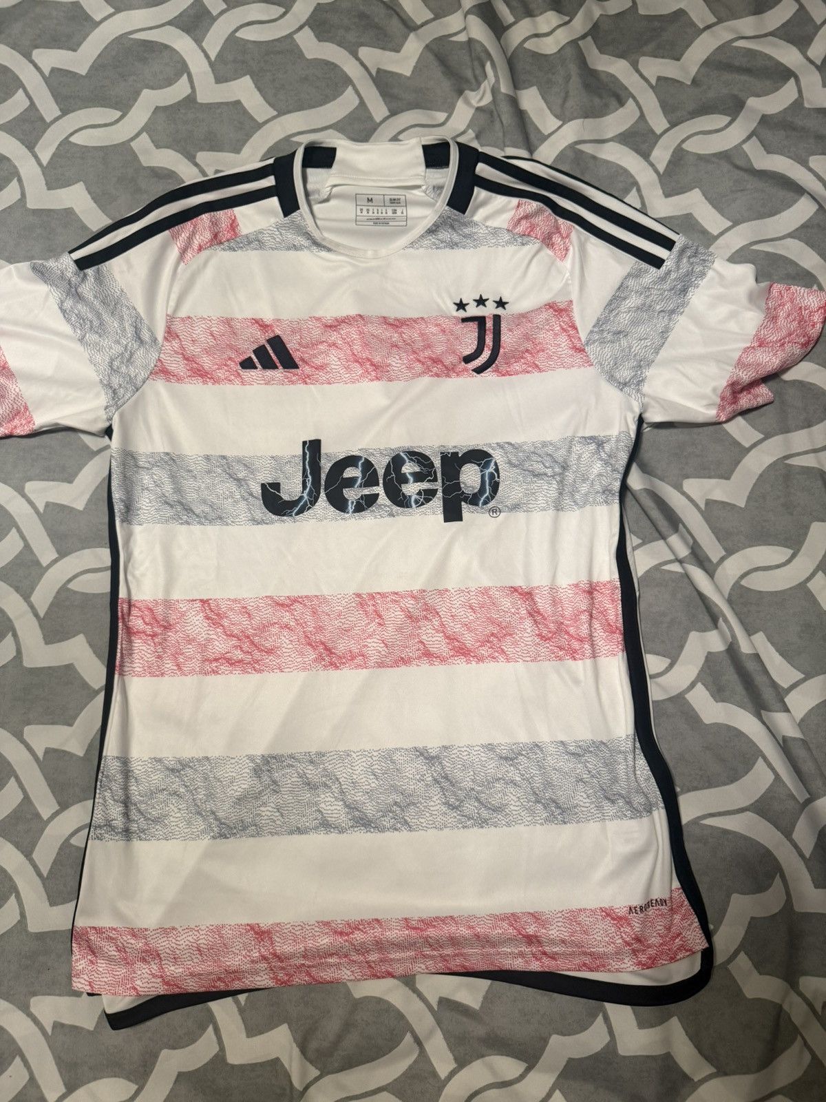 Adidas 23/24 Juve Away Size US M / EU 48-50 / 2 - 1 Thumbnail