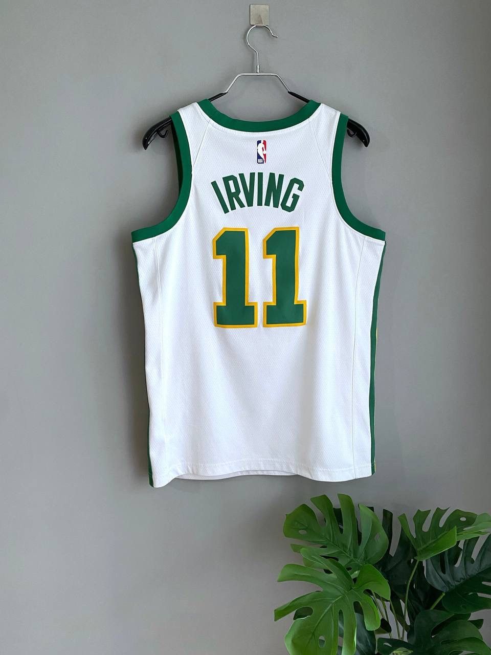 NBA × Nike NBA Basketball Jersey Boston Celtics #11 Irving M AJ4596-101 Size US M / EU 48-50 / 2 - 10 Thumbnail