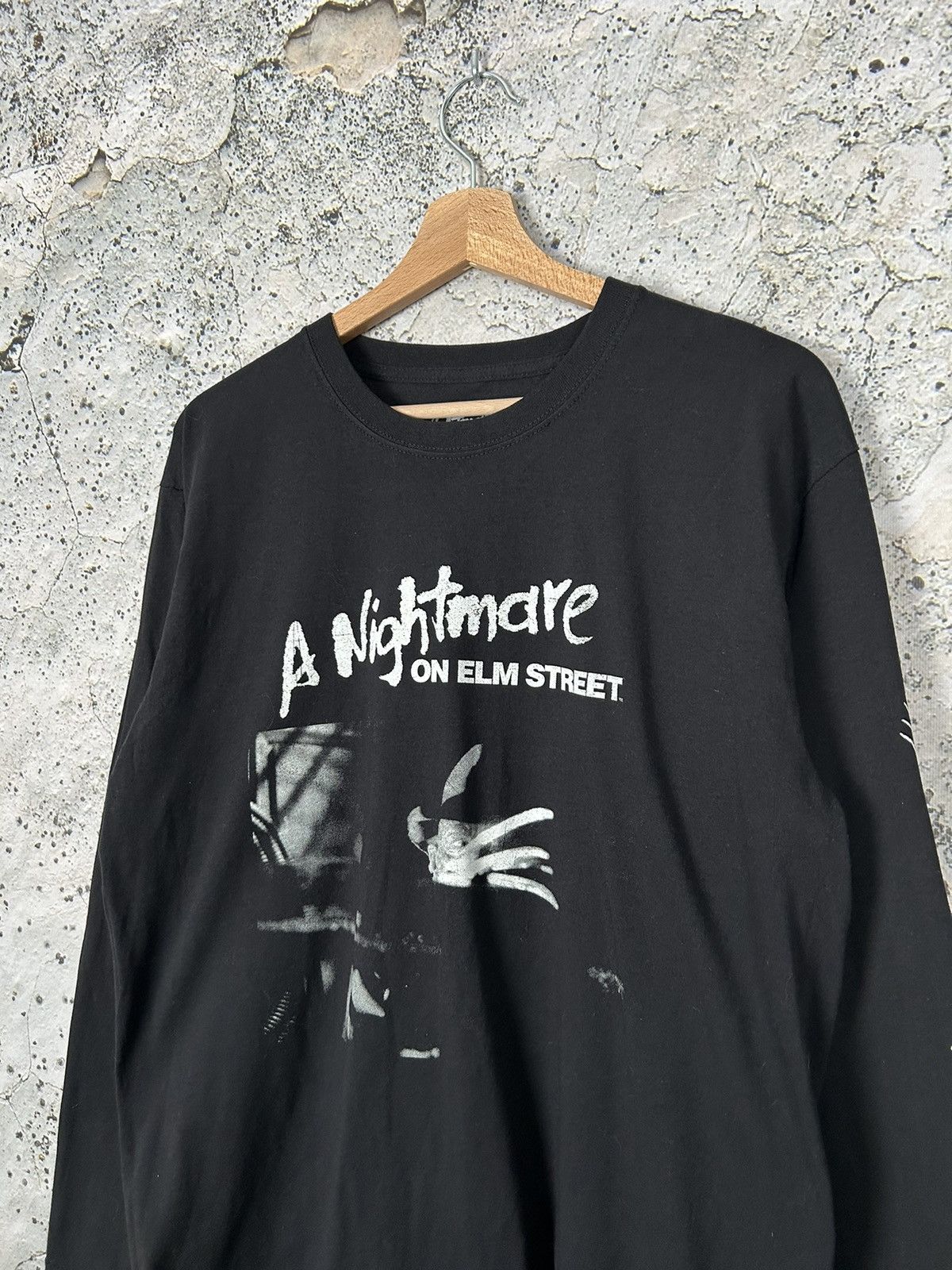 Vintage A Nightmare On Elm Street Horror Movie Graphic Tee Size US S / EU 44-46 / 1 - 2 Thumbnail