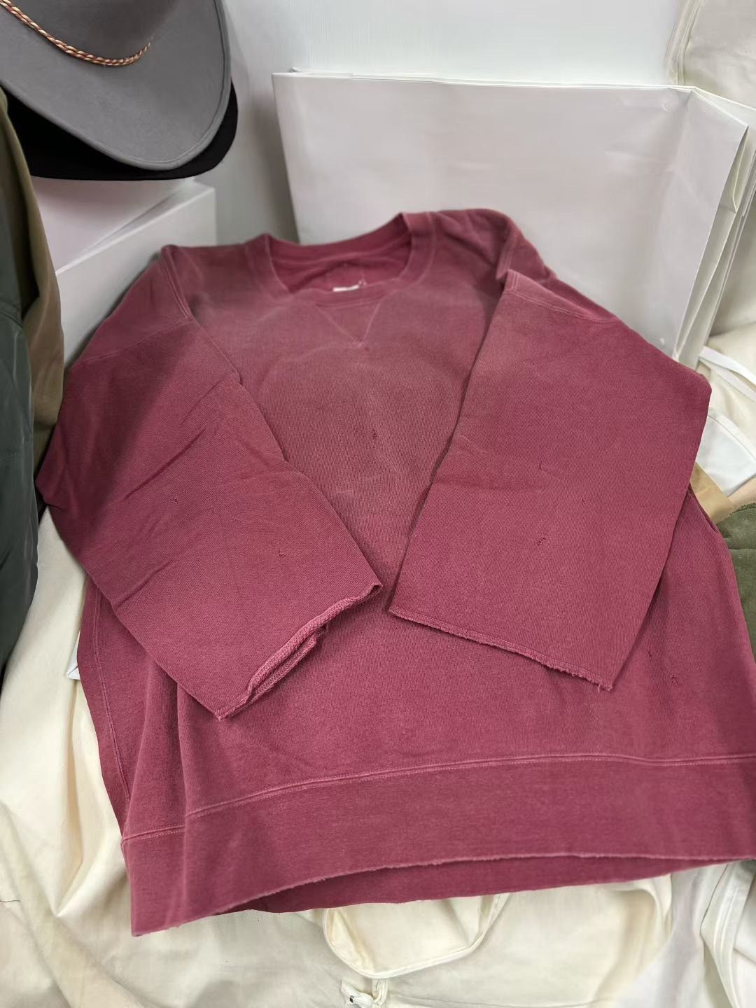 Visvim VISVIM JUMBO SWEAT 3/4 CRASH RED Size US XL / EU 56 / 4 - 1 Thumbnail