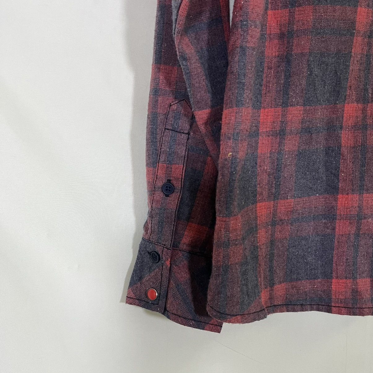 Native VINTAGE WESTERN WEAR PLAID FLANNEL NATIVE AMERICA SHIRT Size US M / EU 48-50 / 2 - 7 Thumbnail