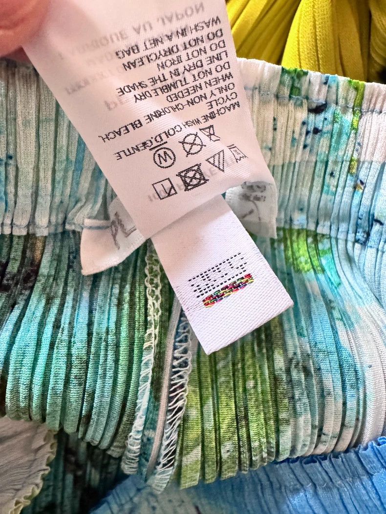 Issey Miyake Issey Miyake size:5 Southern ice flower pants Size 42" / US 20 - 5 Thumbnail
