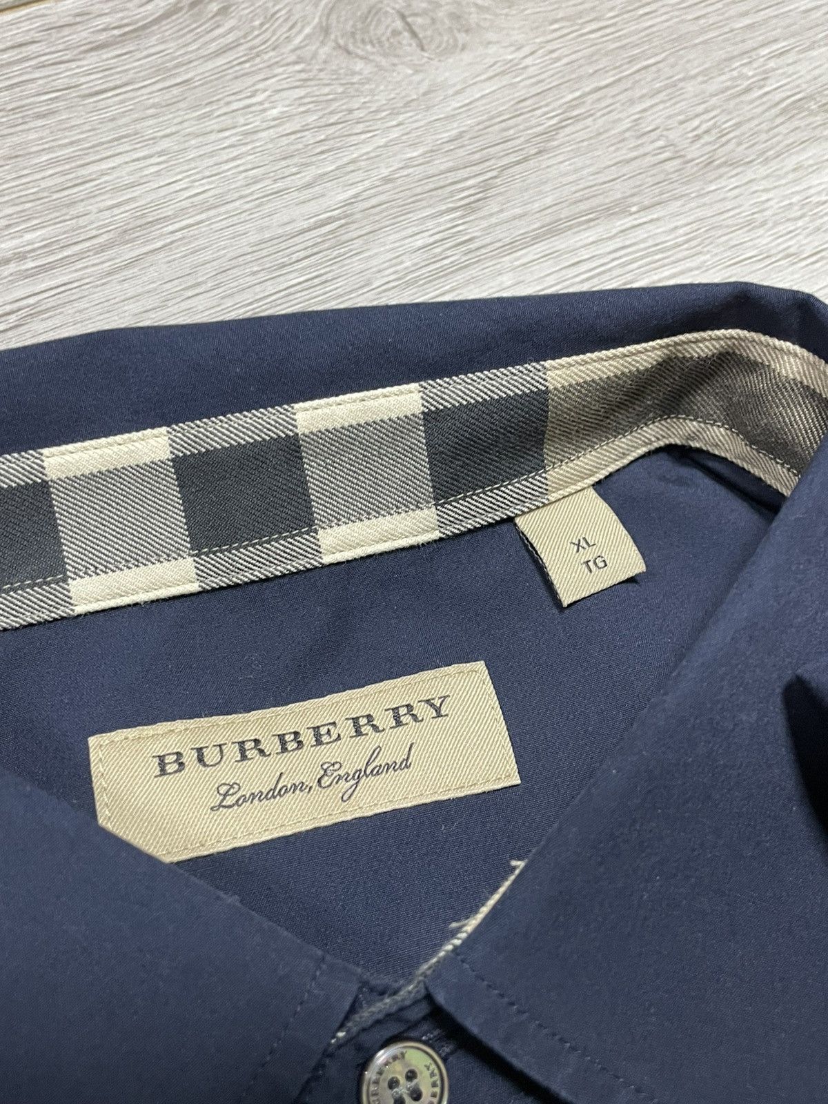 Burberry Burberry London nova check cuffs beige shirt buttons up eb0 Size US XL / EU 56 / 4 - 4 Thumbnail