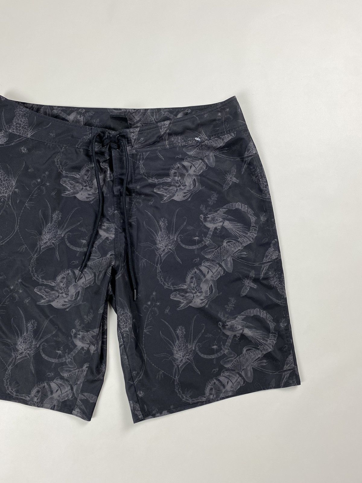 Nike Nike ACG men’s patterned shorts size 38 / XXL Size US 38 / EU 54 - 3 Thumbnail