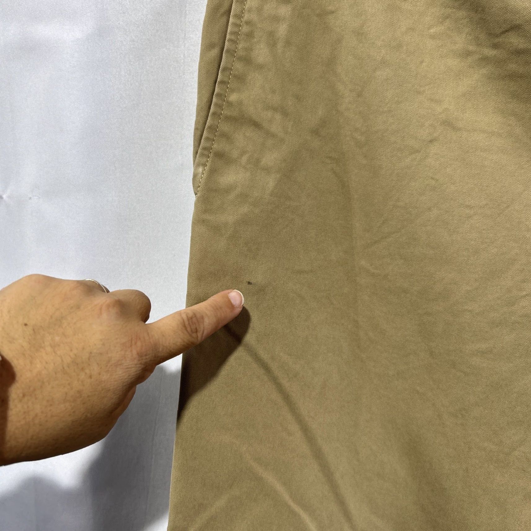 Banana Republic Banana Republic Emerson Straight Chino Pants Mens 35x32 Sandscape Khaki Beige Straight Mens Regular Pants Size US 35 - 3 Thumbnail