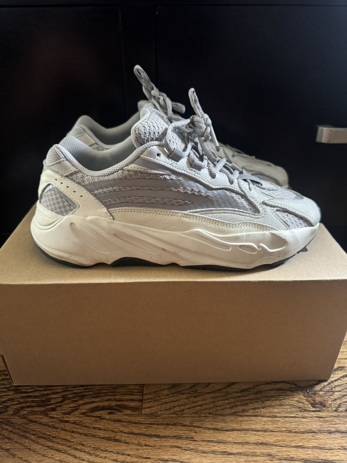 Adidas Adidas Yeezy 700 V2 'Static' Size US 10 / EU 43 - 6 Thumbnail