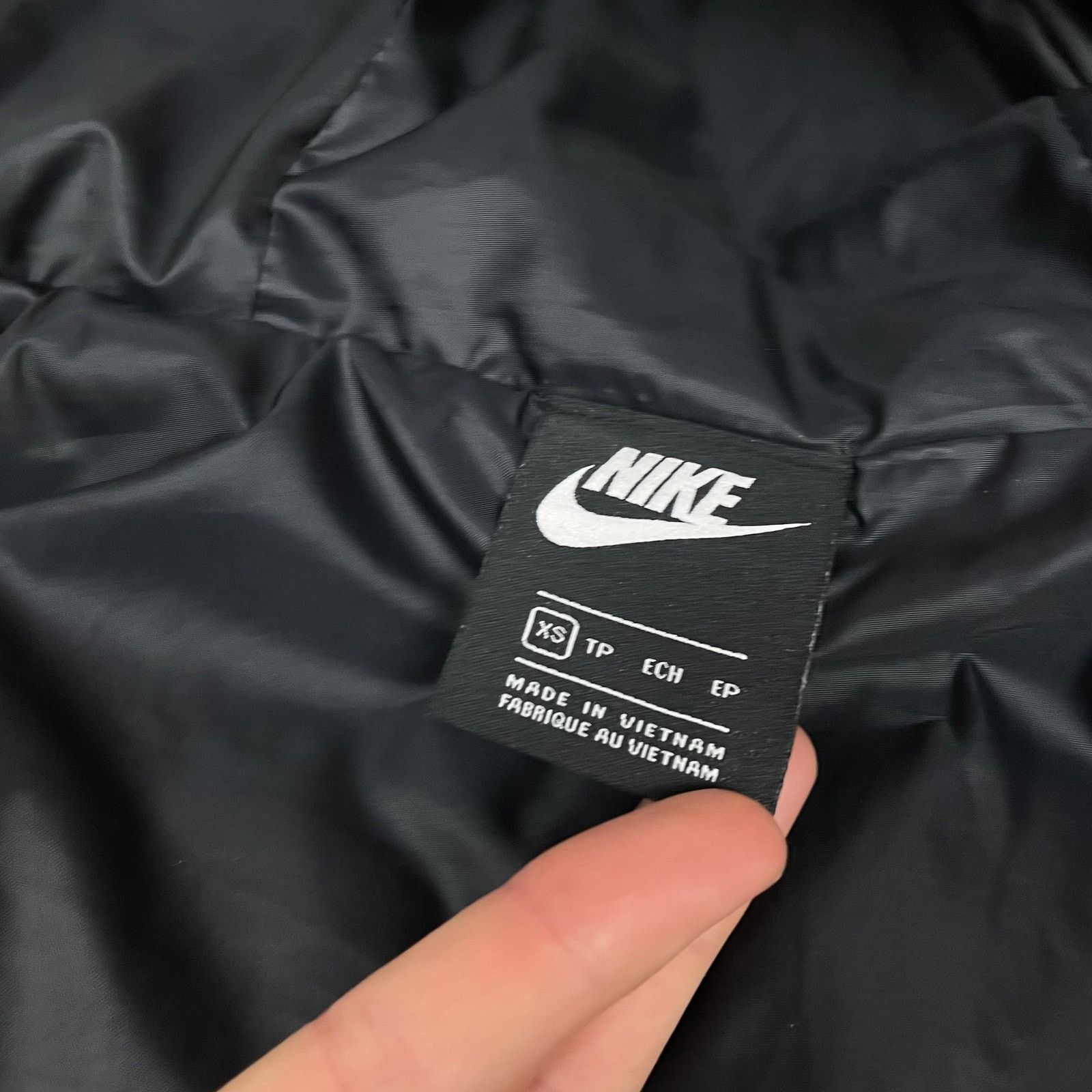 Nike Nike Sportswear Women's Black Long Sleeve Puffer Jacket XS Size XS / US 0-2 / IT 36-38 - 10 Thumbnail