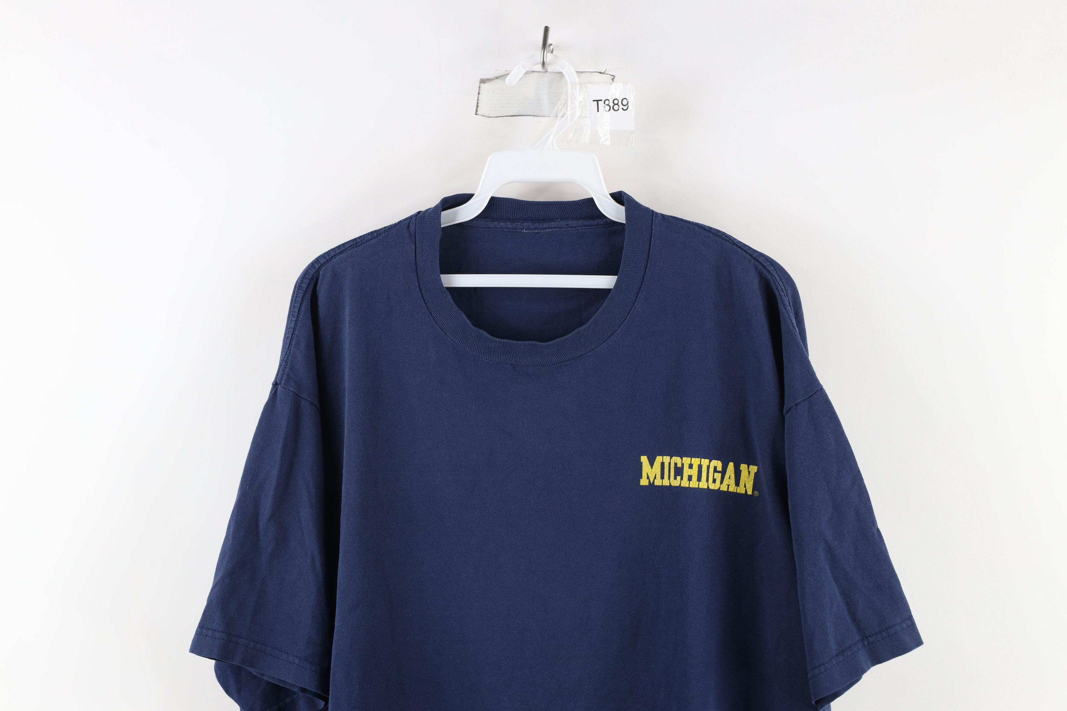 Vintage Vintage 90s Spell Out University of Michigan T-Shirt Blue Size US XXL / EU 58 / 5 - 2 Thumbnail