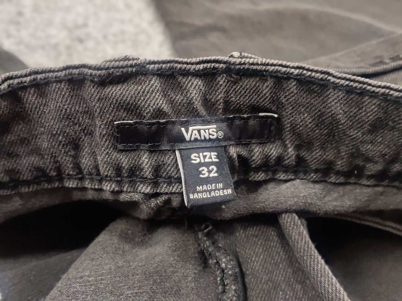 Vans Vans Skate Baggy Dark Grey Denim Jeans Vintage Style Size US 32 / EU 48 - 16 Thumbnail