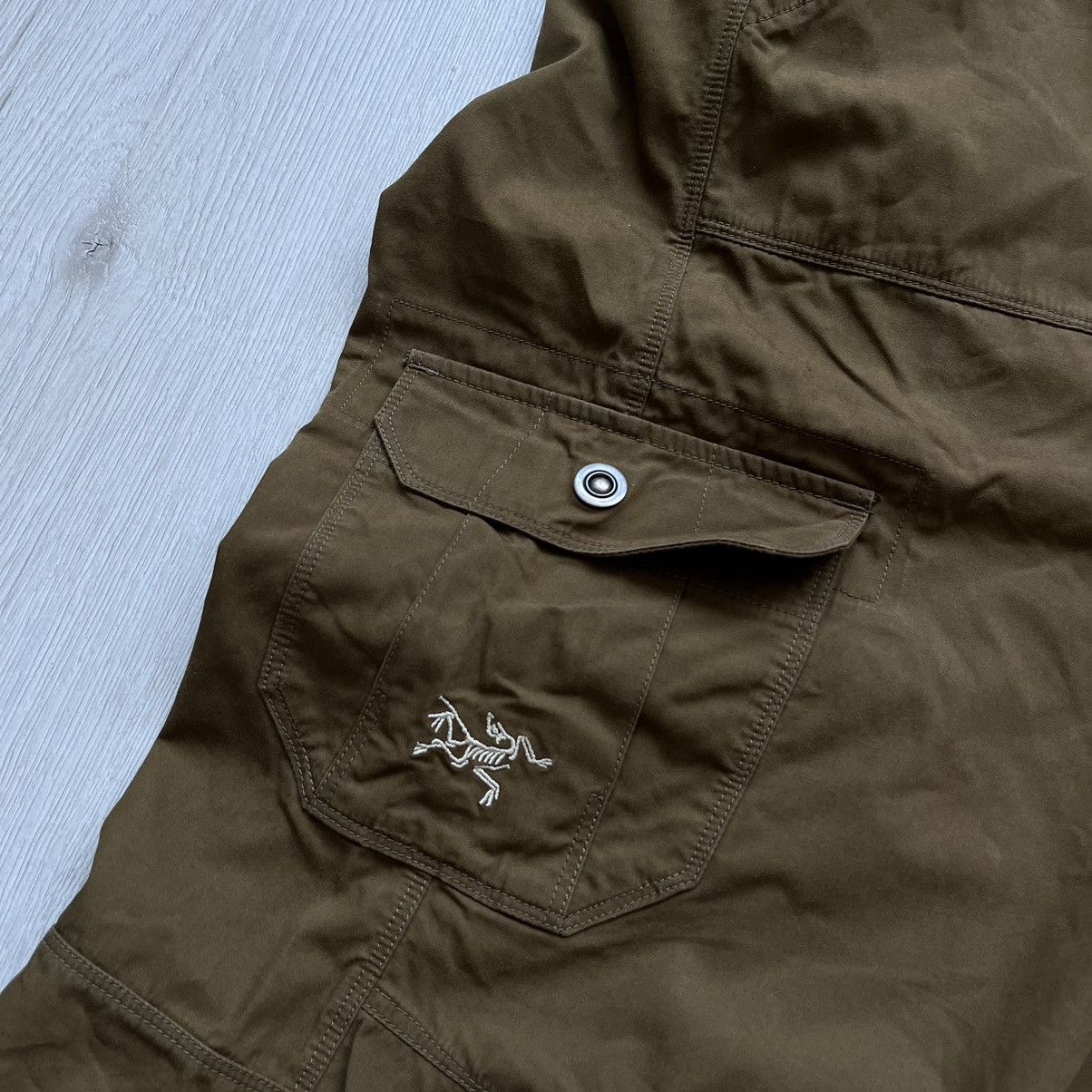 Arc'teryx Vintage Arcteryx Cargo Bondage Shorts Breeches Y2K Brown Size US 32 / EU 48 - 5 Thumbnail