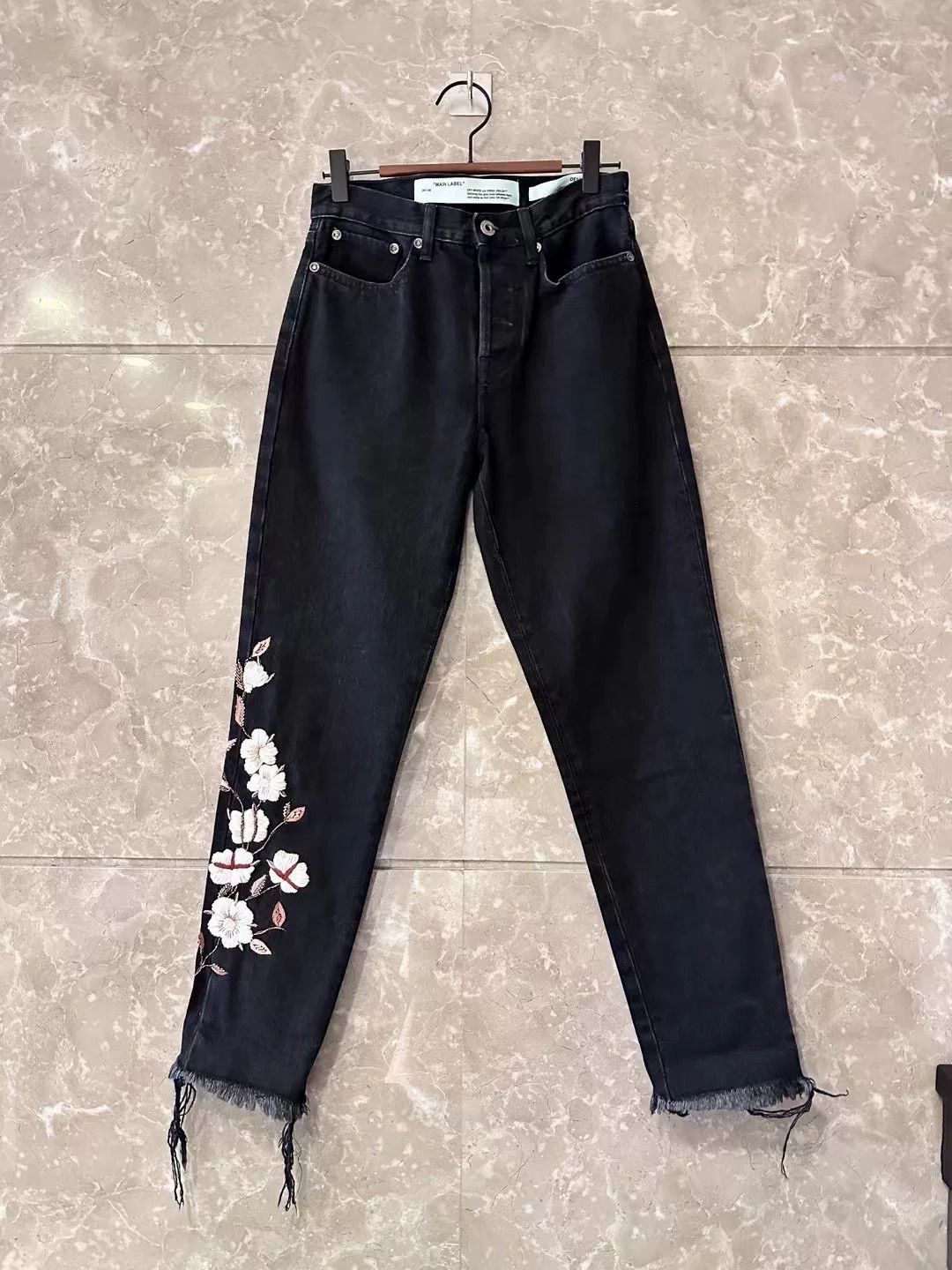 Off-White Off-White Black Embroidered Jeans for Women Size 25" / US 0 / IT 36 - 1 Thumbnail