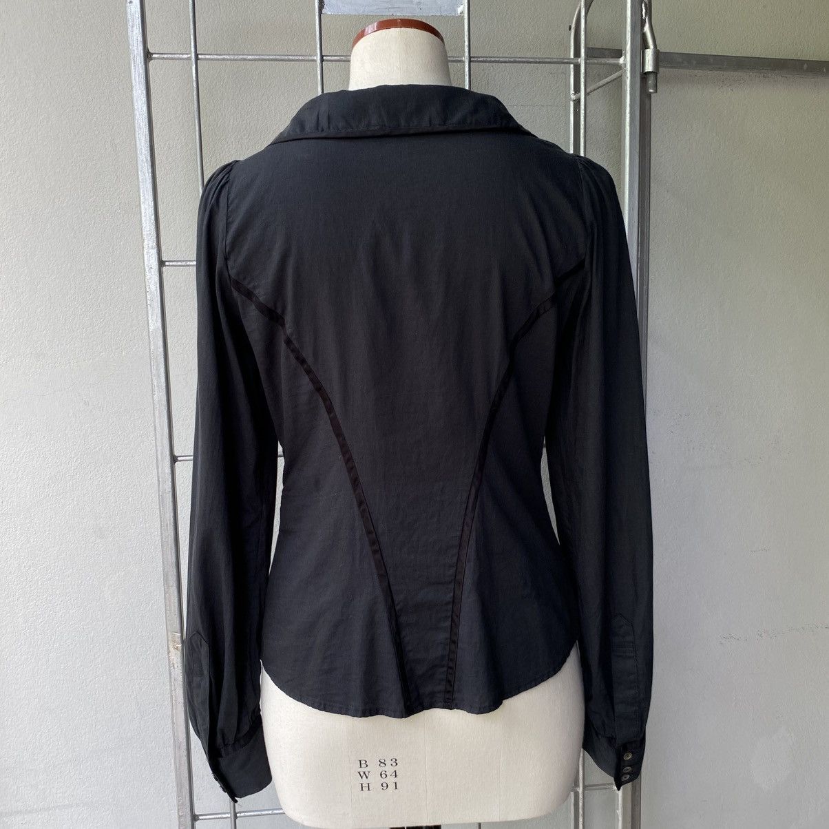 Tsumori Chisato Tsumori Chisato Black Long Sleeve Blouse Peter Pan Collar Size XS / US 0-2 / IT 36-38 - 12 Thumbnail