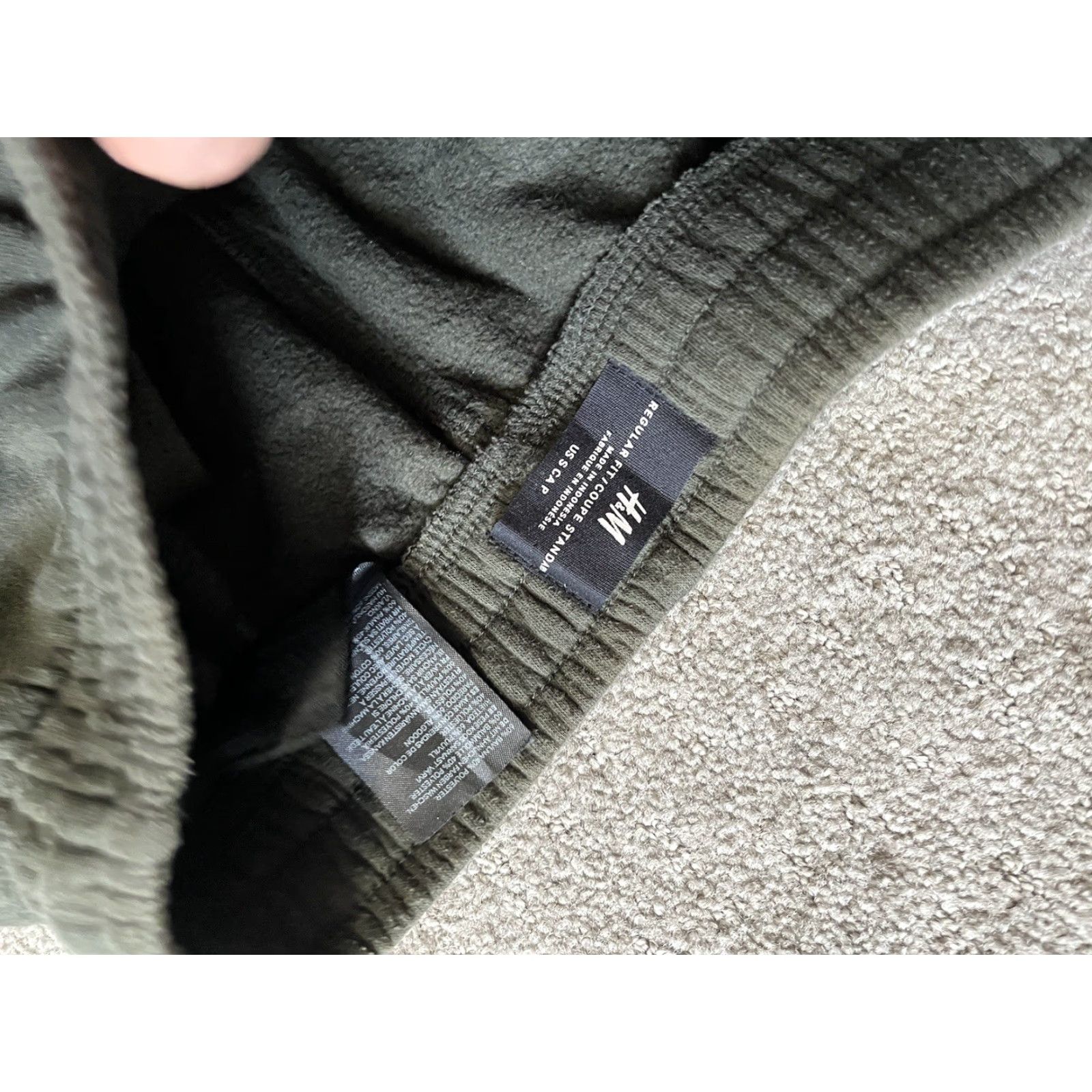 H&M H&M Sweatpants Slim Regular Fit Green Solid Joggers Pants Men S Regular Size Green Sweatpants Slimming Activewear Mens Size US 29 - 5 Thumbnail