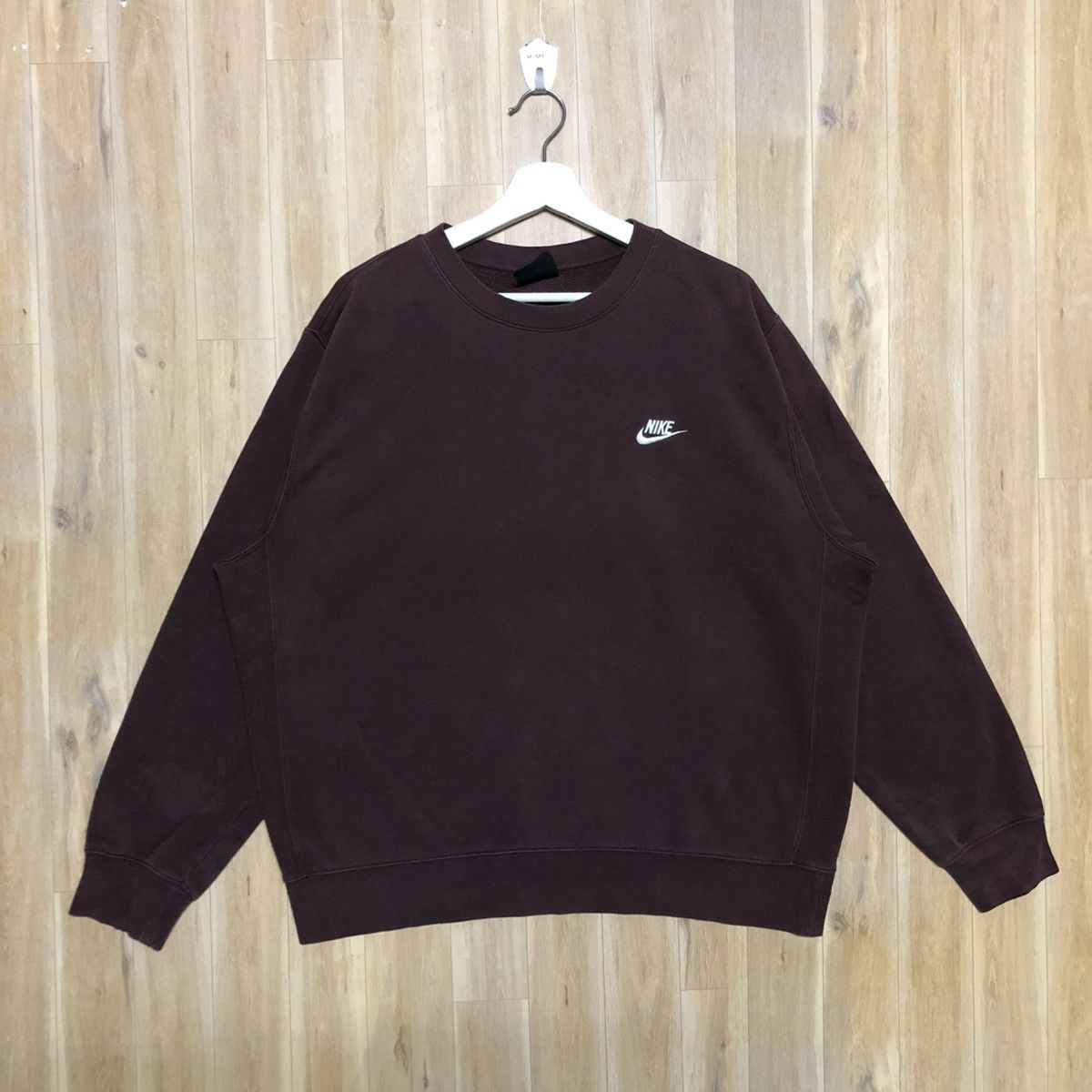 Nike Vintage Nike Swoosh Sportswear Sweatshirt Size US L / EU 52-54 / 3 - 1 Thumbnail