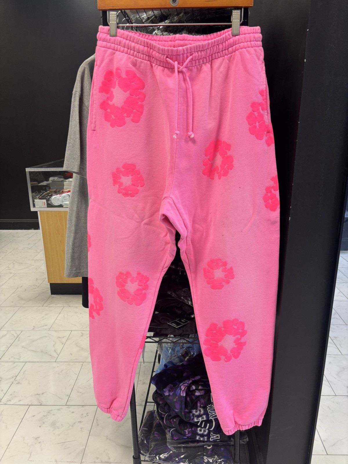 DENIM TEARS Denim Tears Mono Cotton Wreath Sweatpants XS | Grailed