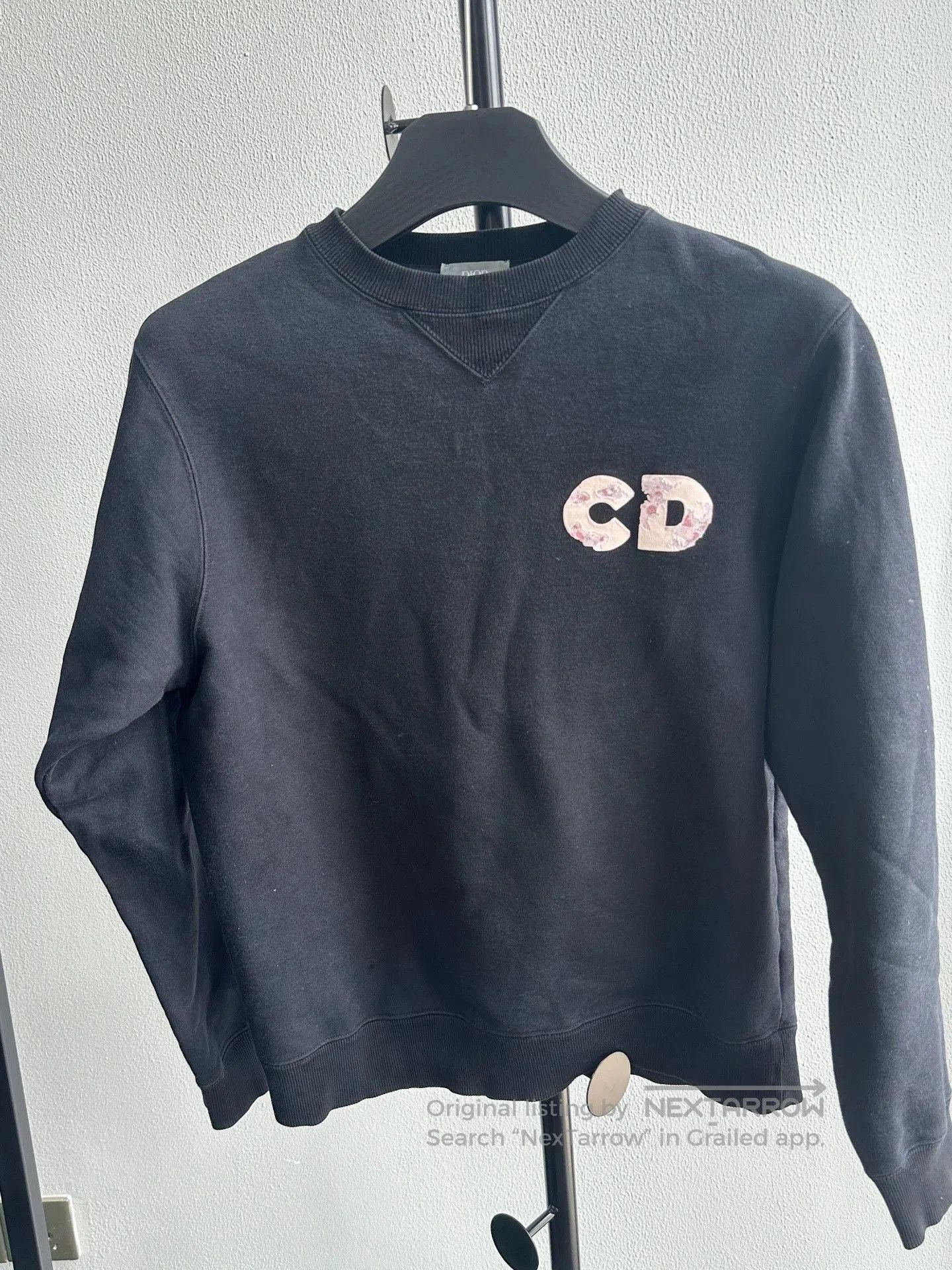 Dior dior cd logo sweatshirt in size xs. Size US XS / EU 42 / 0 - 1 Thumbnail