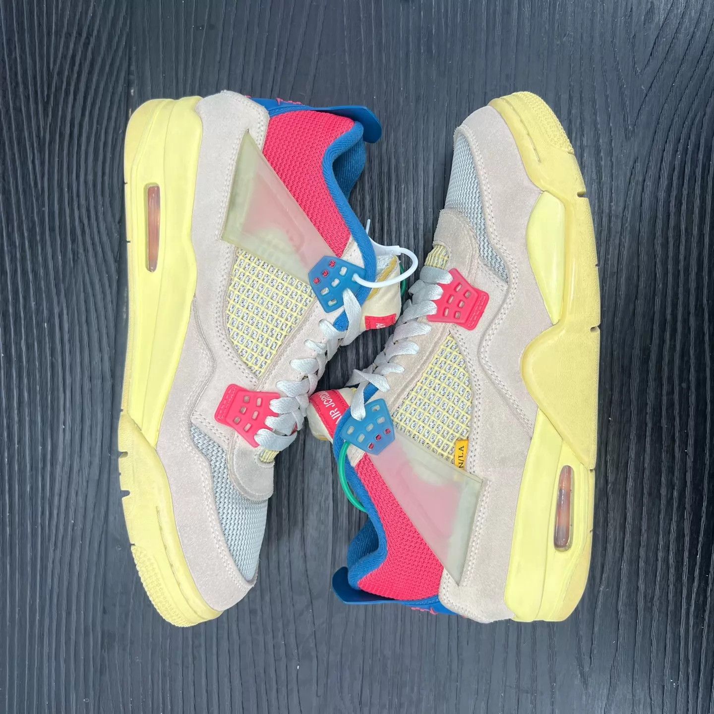 Nike AJ4 Union Pink Size 42 Size US 9 / EU 42 - 2 Thumbnail