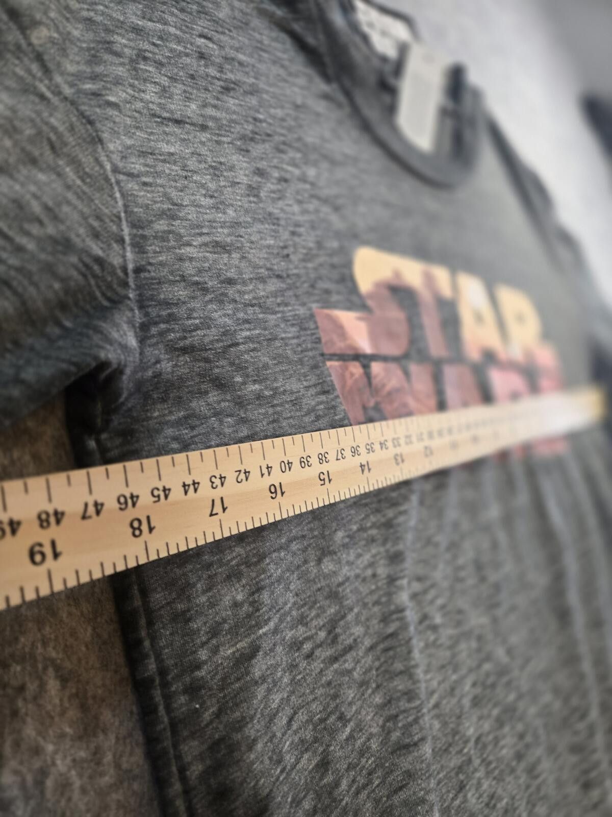 Disney Her Universe Star Wars Tatooine Graphic Sweatshirt XS NWT Size XS / US 0-2 / IT 36-38 - 3 Thumbnail
