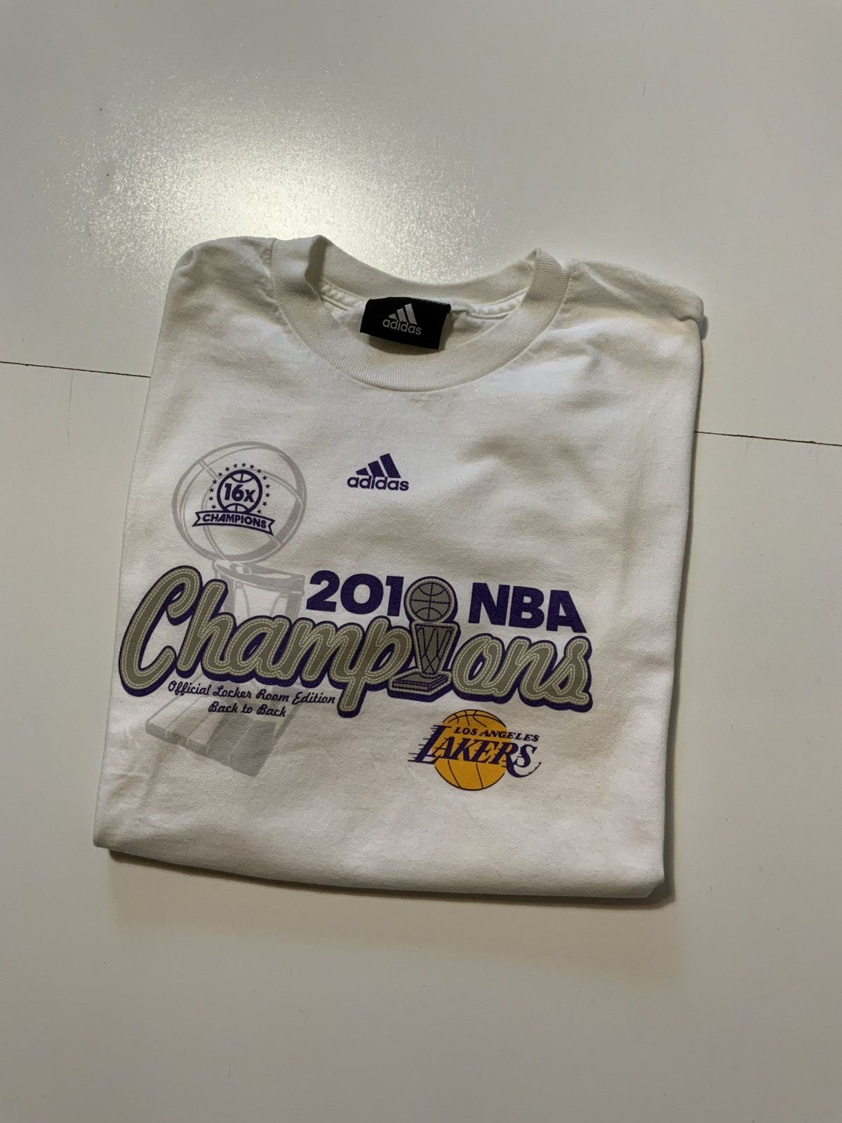 Adidas Adidas 2010 NBA Champions Official NBA Basketball T-Shirt Size US S / EU 44-46 / 1 - 1 Thumbnail