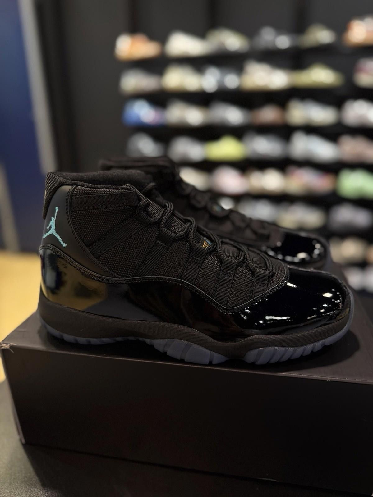 Jordan Brand Air Jordan Retro 11 Gamma Blue Sz 11.5 2025 CT8012-047 Size US 11 / EU 44 - 3 Thumbnail
