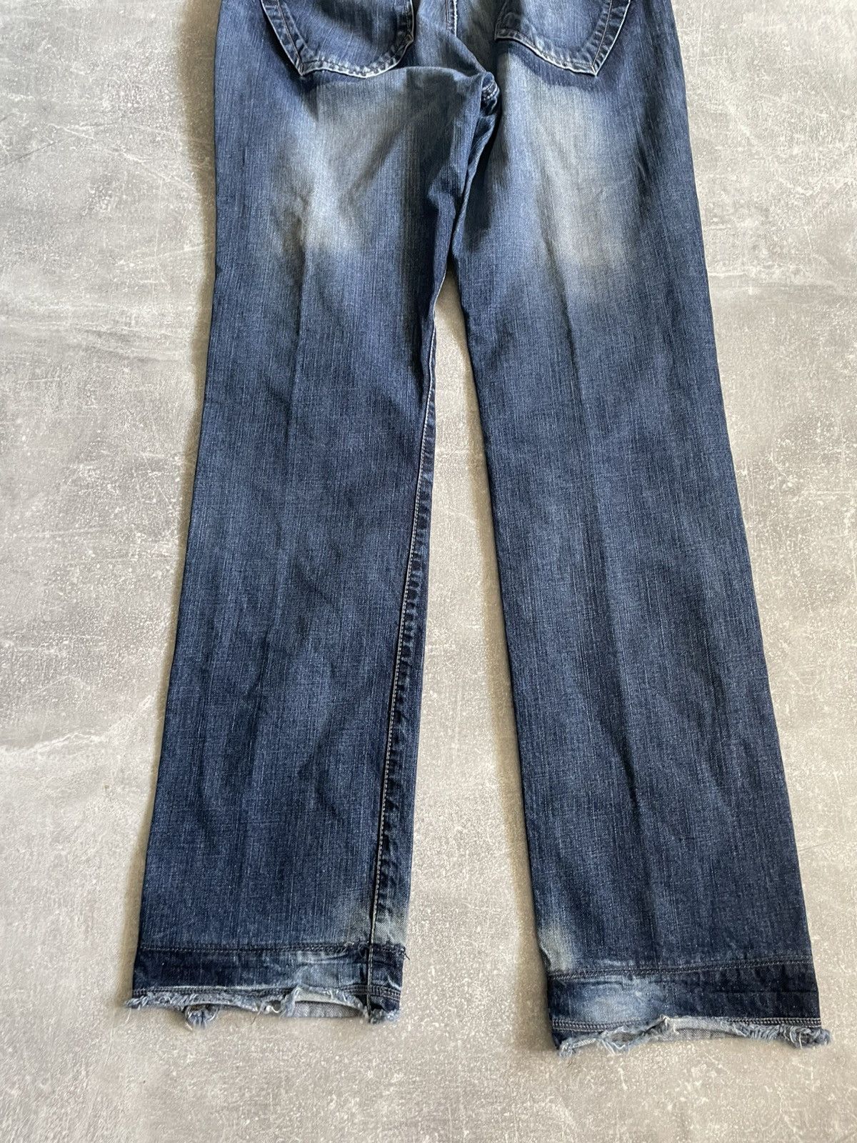Marithe + Francois Girbaud Vintage Marithe Francois Girbaud Blue Washed Flare Jeans pan Size 30" / US 8 / IT 44 - 8 Thumbnail