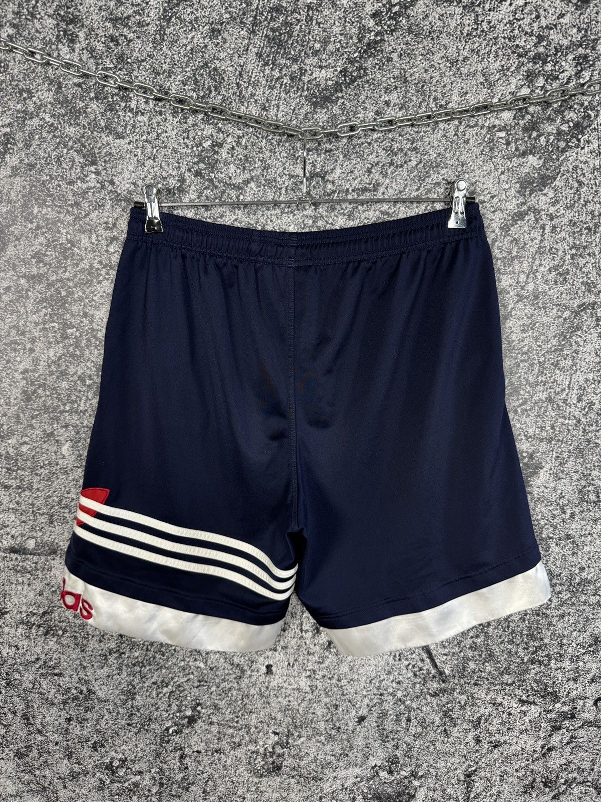 Adidas Adidas Originals Vintage 90s Shorts Big Trefoil Logo Size M Size US 34 / EU 50 - 11 Thumbnail
