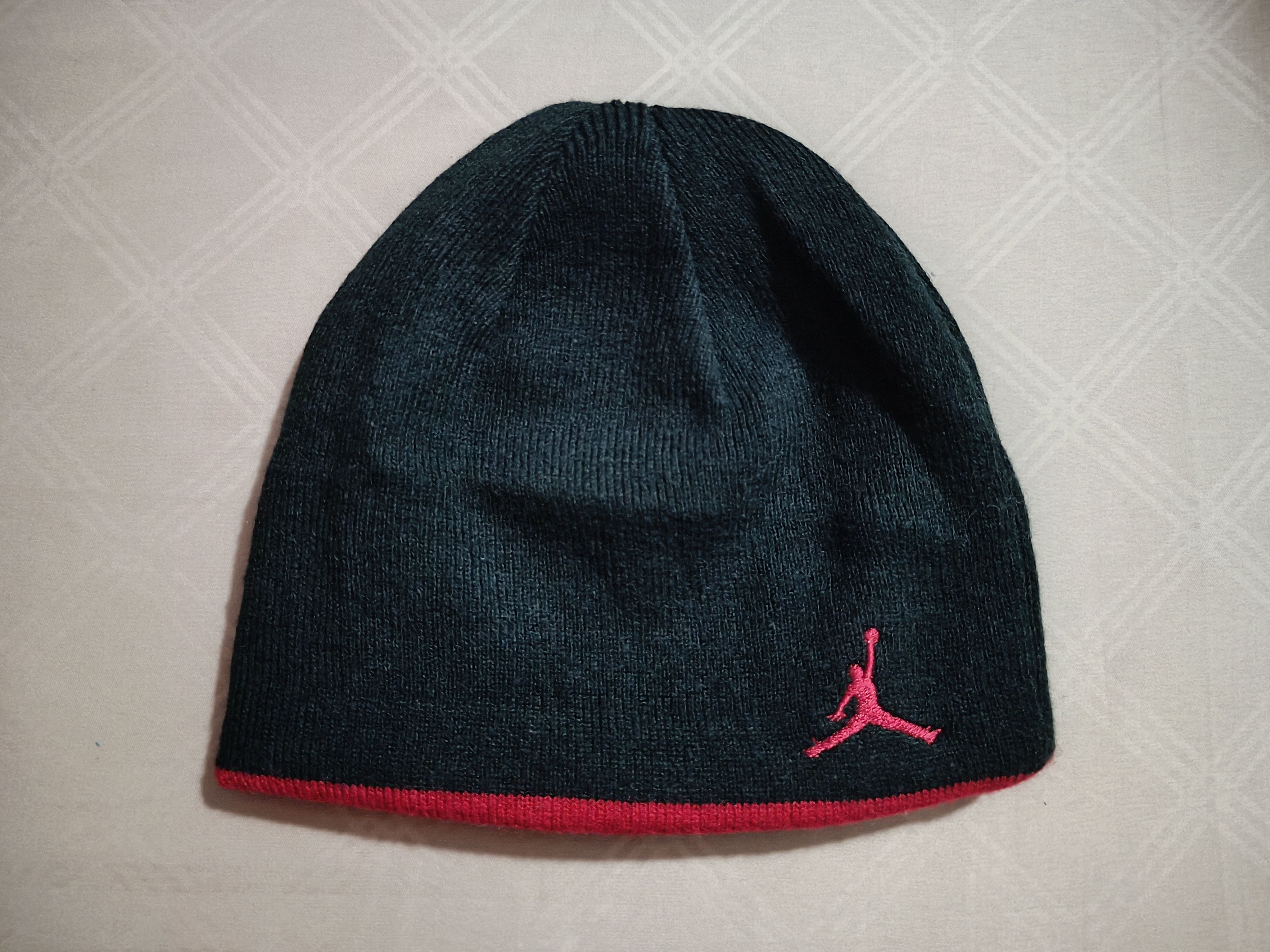 Nike Youth Nike & Reversible Air Jordan Big Logo Beanie Hat Size ONE SIZE - 6 Thumbnail