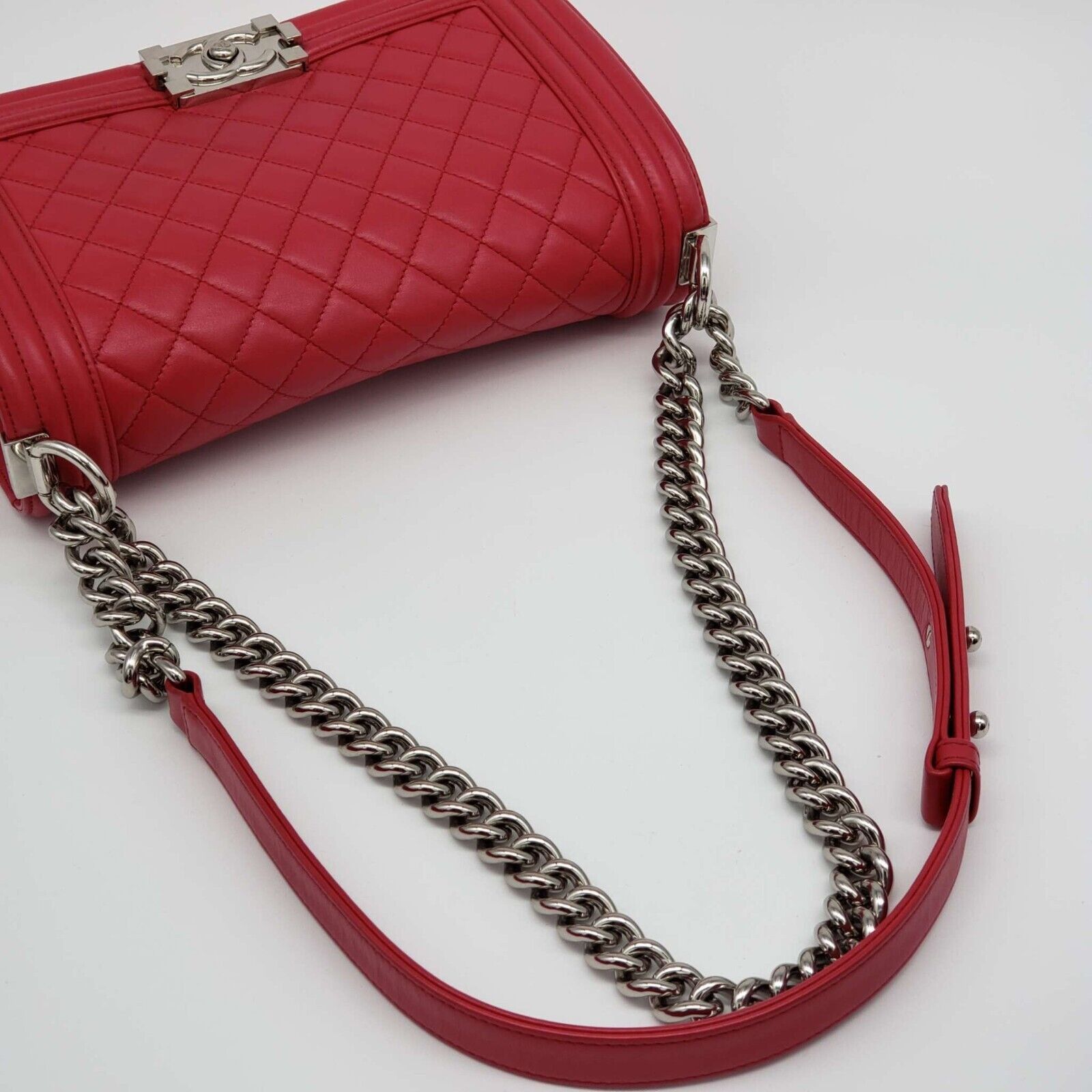 Chanel Authentic CHANEL Boy Leather Shoulder Bag 2550-080524 Size ONE SIZE - 13 Thumbnail