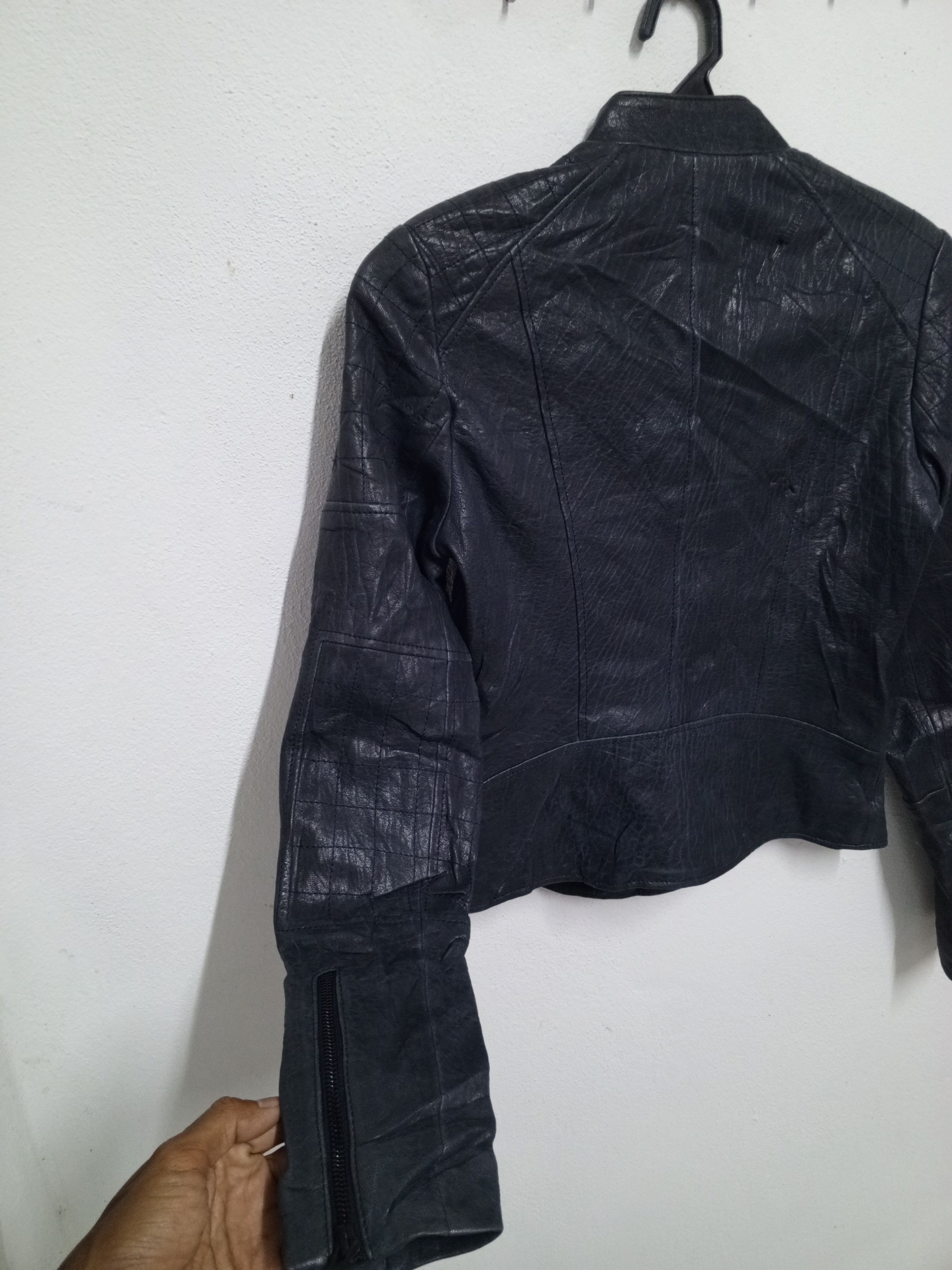 Theory 2012 Theory jacket leather Rider sheep rare Size XS / US 0-2 / IT 36-38 - 7 Thumbnail