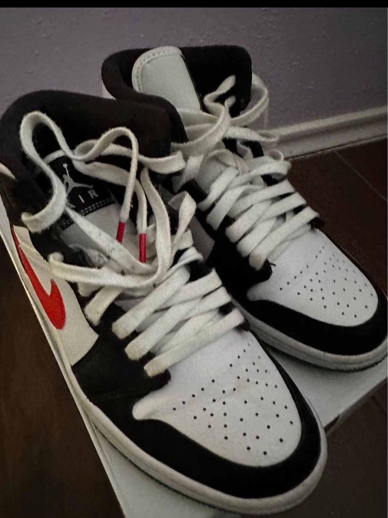 Nike Nike Air Jordan 1 Mid Shoes Sneakers Size US 5 / IT 35 - 2 Thumbnail