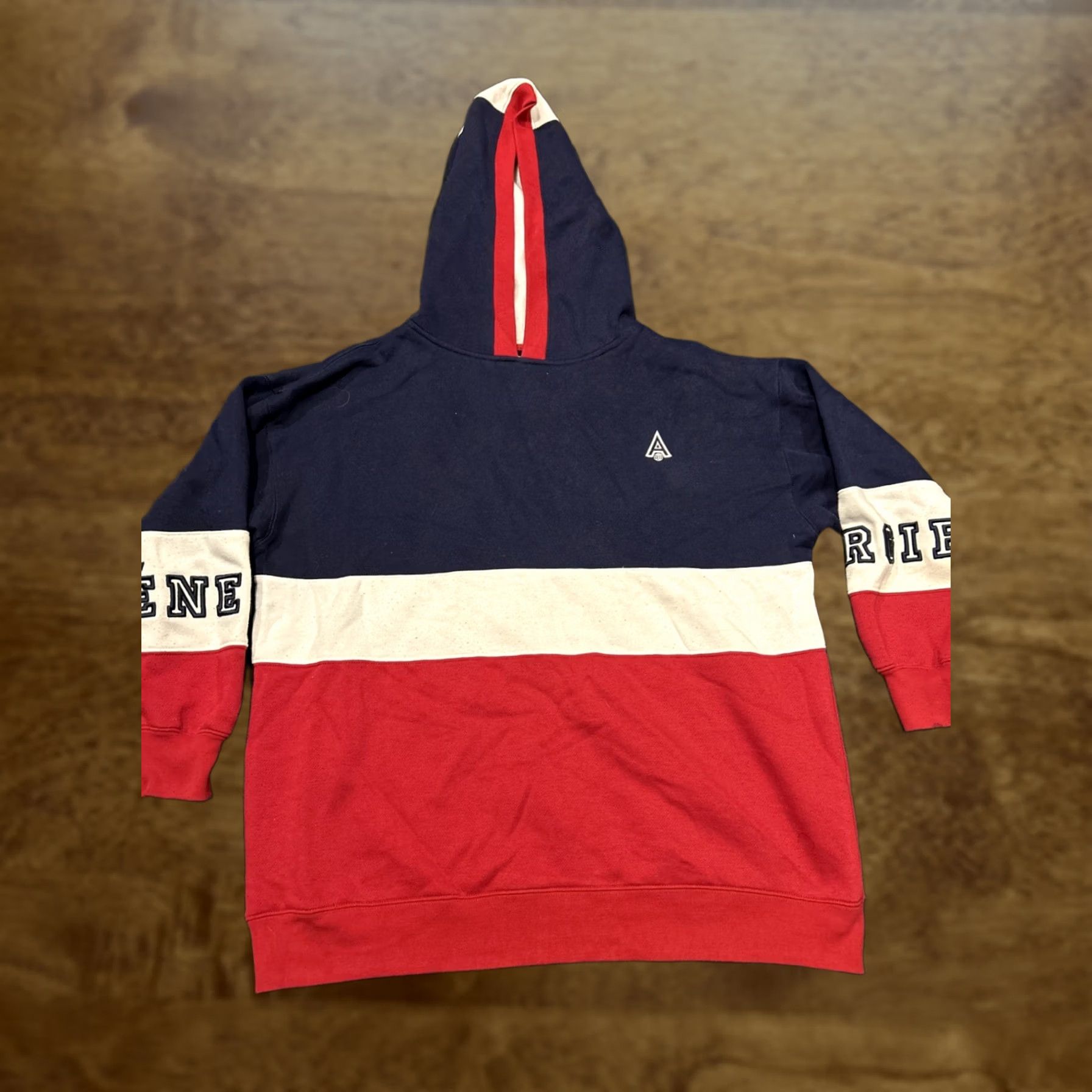 Express VINTAGE Express Sweatshirt Hoodie Mens M Blue Red Pullover 90s Size US M / EU 48-50 / 2 - 1 Thumbnail