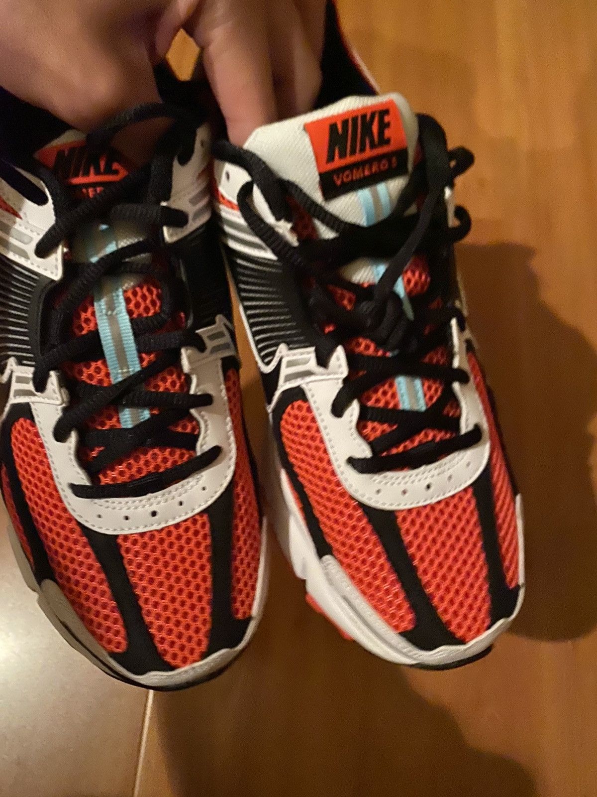 Nike Nike Vomero Red Size US 8 / EU 41 - 5 Thumbnail