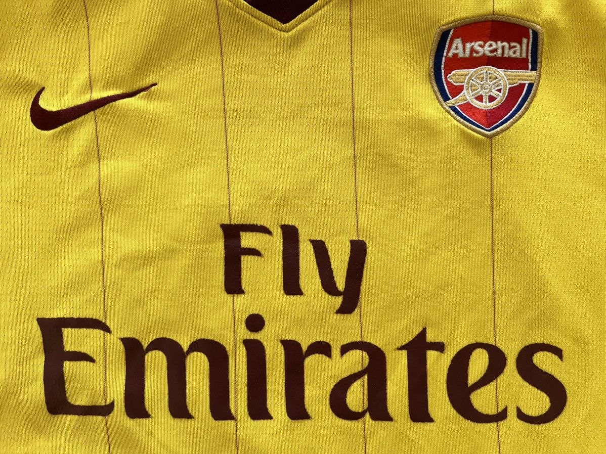 Nike NIKE ARSENAL LONDON 2010/2011 AWAY SOCCER JERSEY MATCH WORN Size US S / EU 44-46 / 1 - 3 Thumbnail