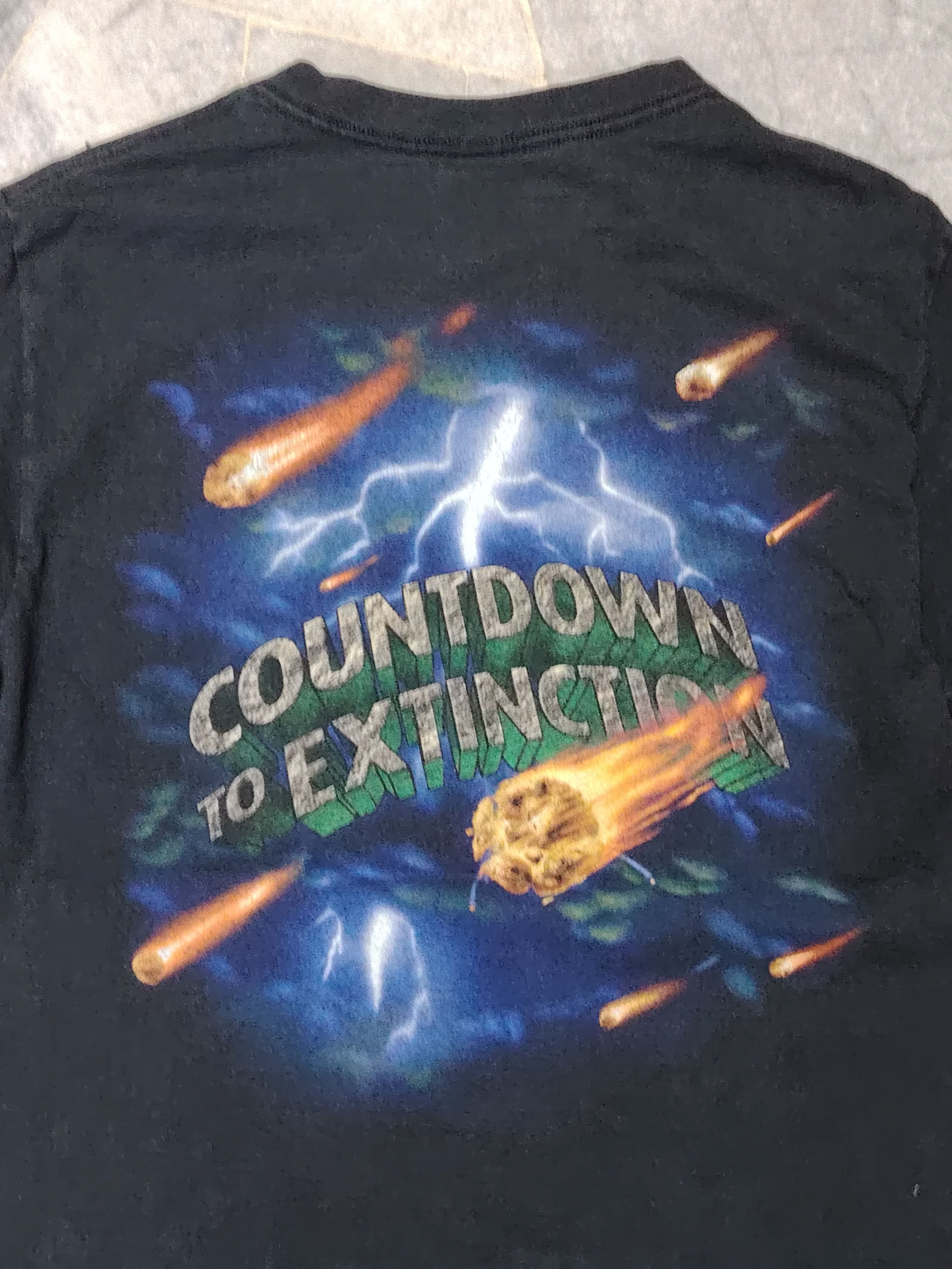 Disney Vintage Walt Disney World Dinosaur T-shirt Size US M / EU 48-50 / 2 - 4 Thumbnail
