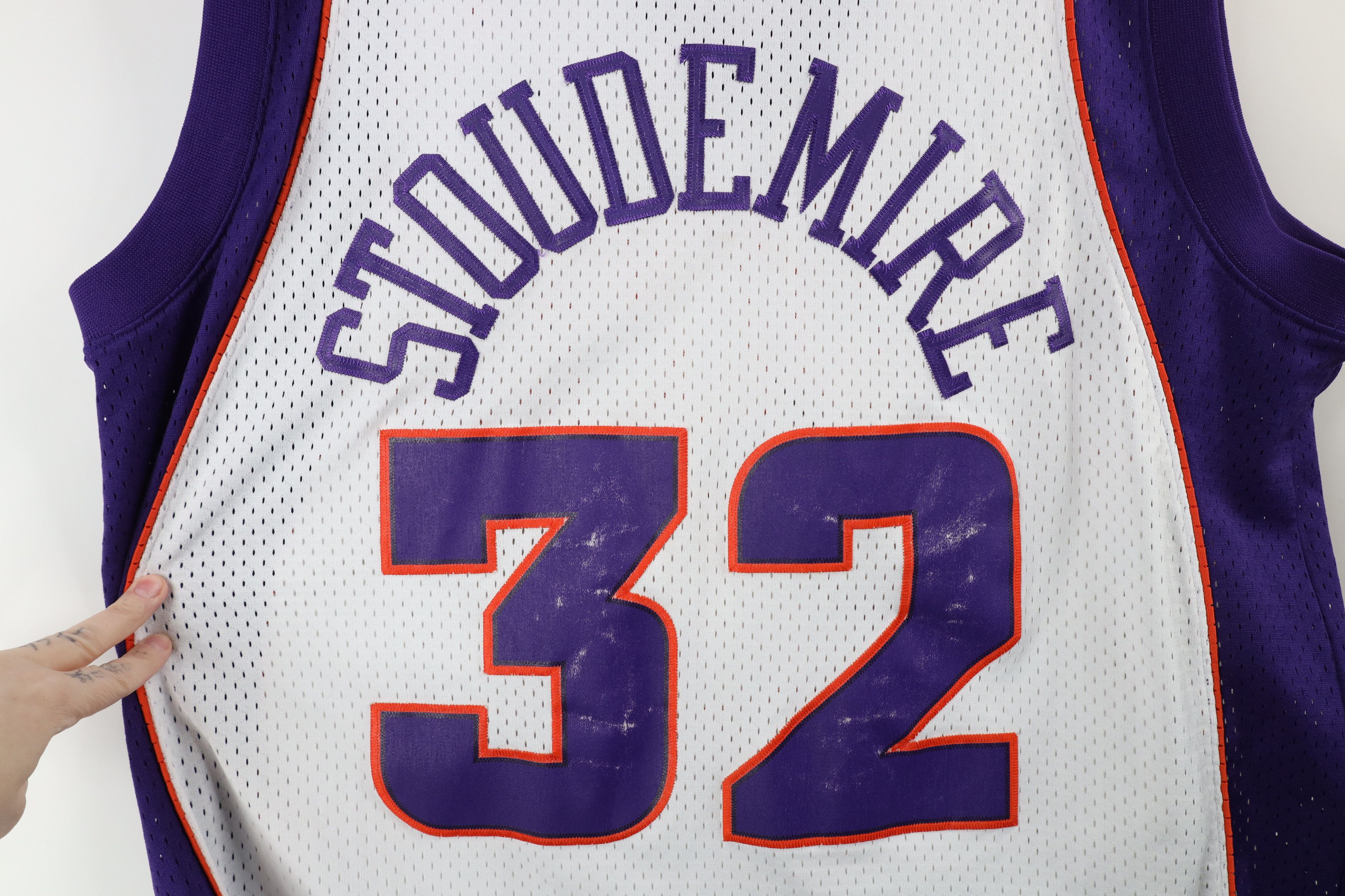 Nike × Vintage Vintage Nike Stoudemire Phoenix Suns Basketball Jersey White Size US XL / EU 56 / 4 - 12 Thumbnail