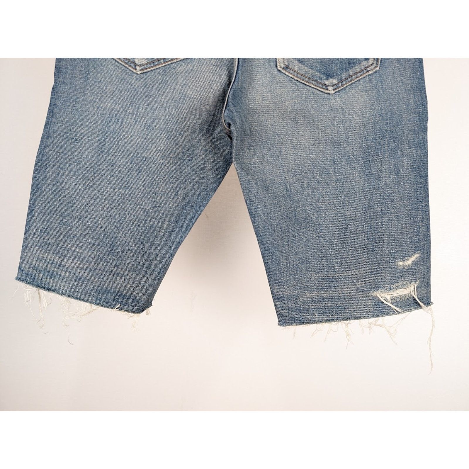 Celine o1rshd1 Denim Short Kurt Destroy in Rigid Indigo Size US 31 - 14 Thumbnail