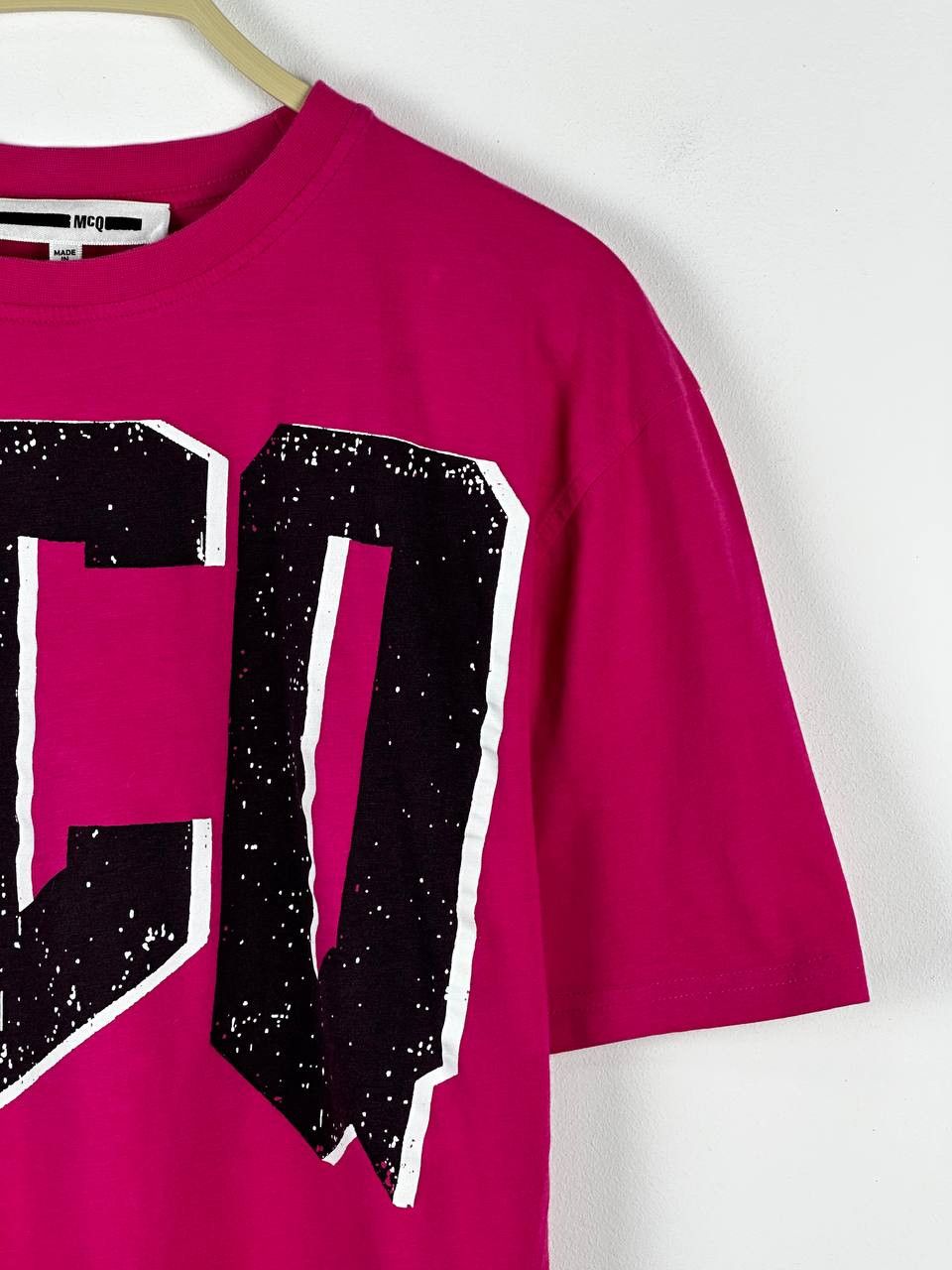 Alexander McQueen × MCQ Alexander Mcquine MCQ Pink Big Logo T Shirt Size S / US 4 / IT 40 - 5 Thumbnail