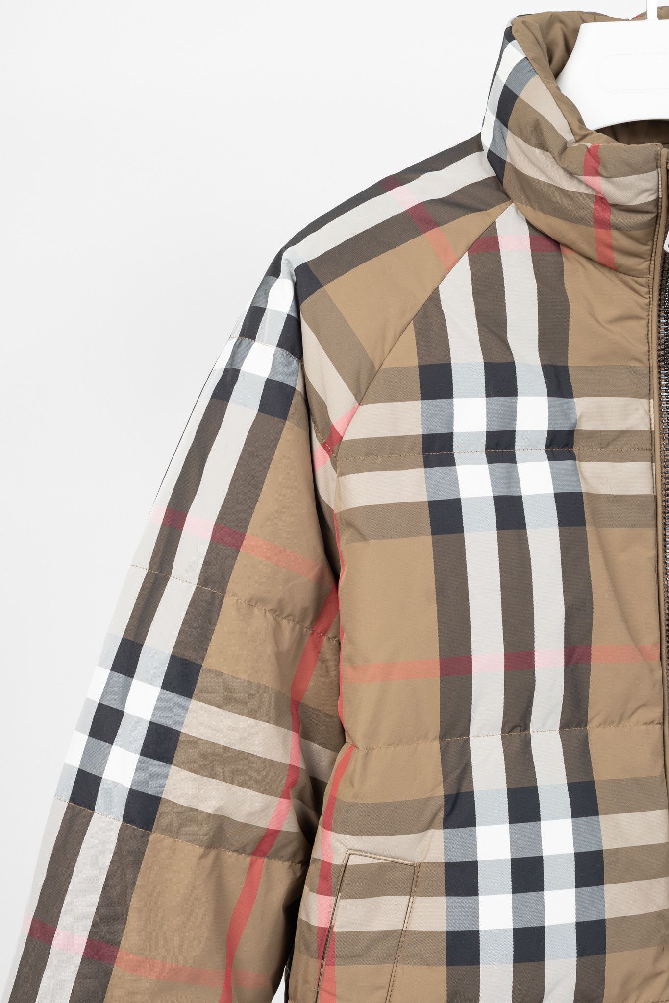 Burberry Burberry Iver Reversible Tan Check Down Puffer Jacket Size M / US 6-8 / IT 42-44 - 4 Thumbnail