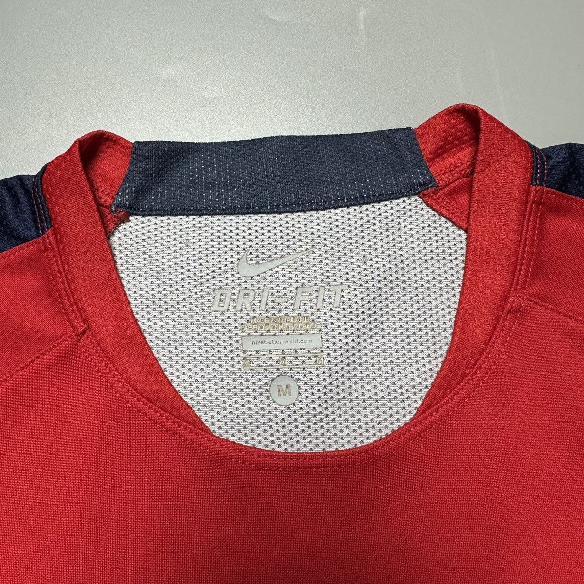 Vintage PSG NIKE 2015/2016 FOOTBALL SOCCER TRAINING JERSEY Size US M / EU 48-50 / 2 - 4 Thumbnail