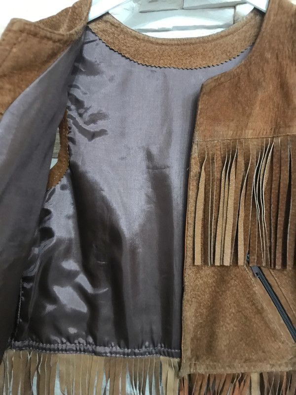 Vintage Elegant Children's Suede Leather Vest - Light Brown, Vintage Size US XXS / EU 40 - 4 Thumbnail