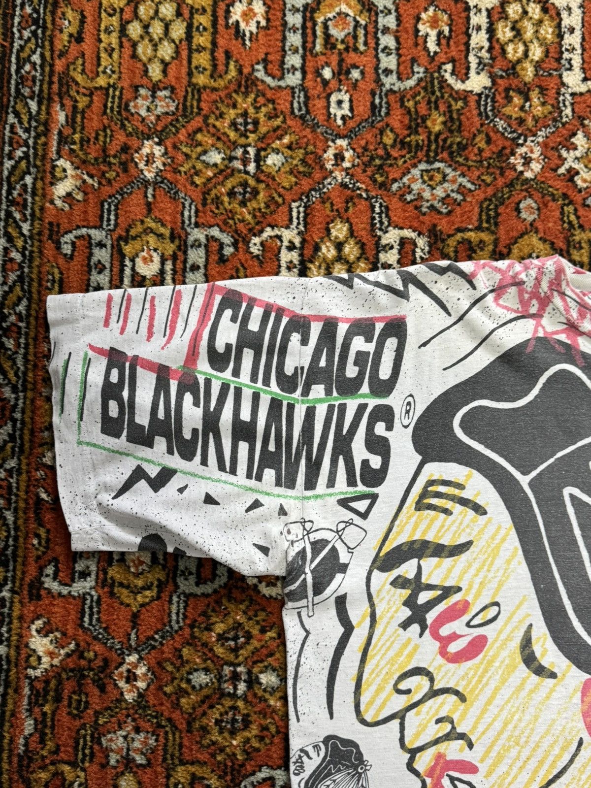 NHL Vintage90s Chicago Blackhawks All Over Print Magic Johnson Size US XL / EU 56 / 4 - 5 Thumbnail