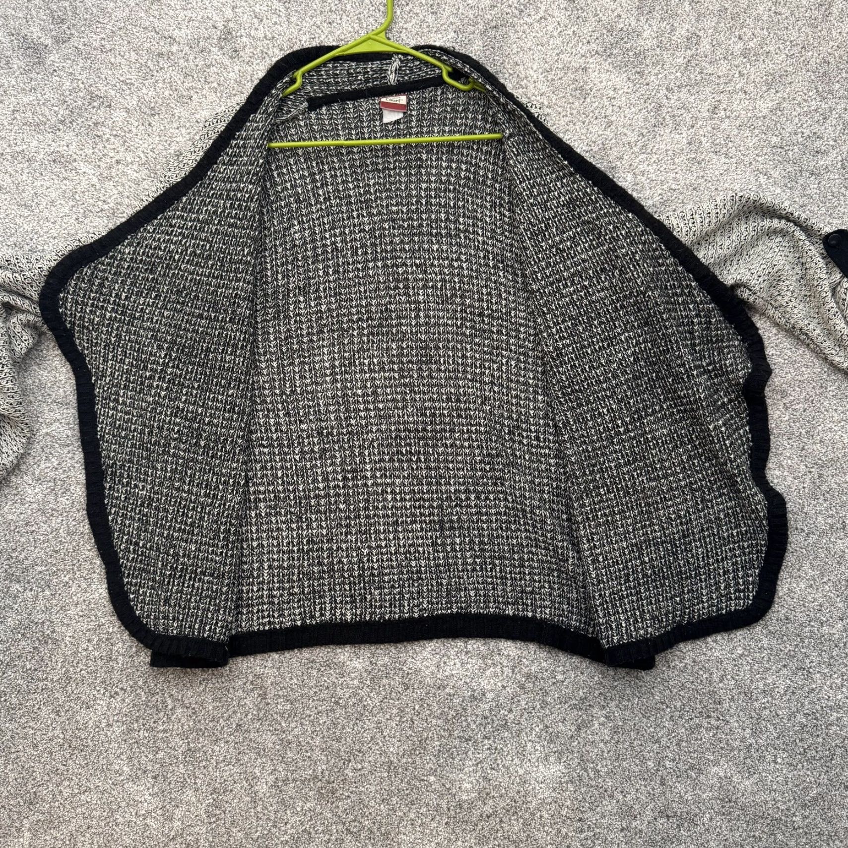 Tudor VINTAGE Tudor Court Sweater Cardigan Open Front 80s 90s Lagenlook Plus 1X Gray Wool Blend Acrylic Knit Long Sleeve Button Strap Womens Size XL / US 12-14 / IT 48-50 - 6 Thumbnail
