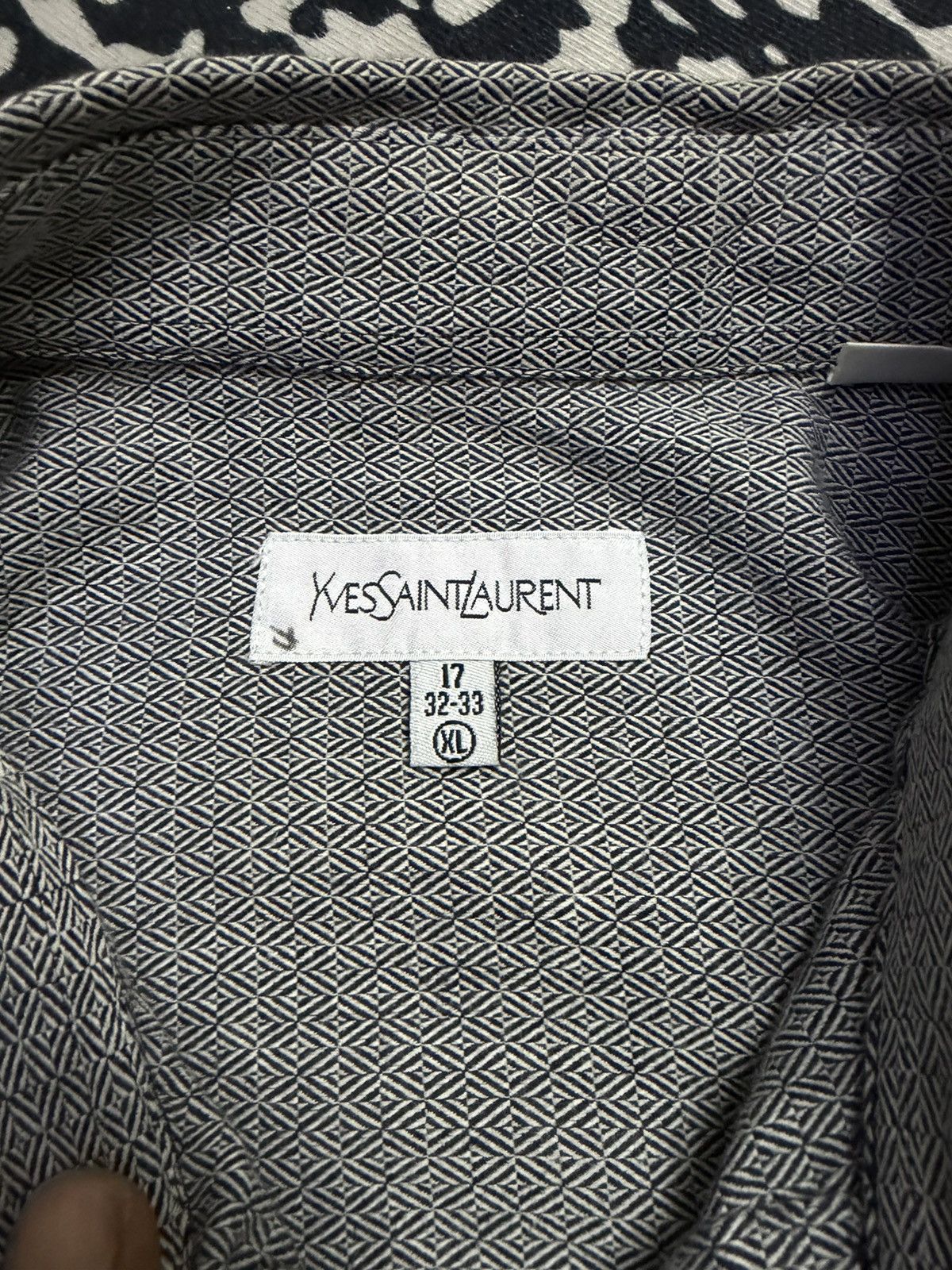 Yves Saint Laurent Yves Saint Laurent Shirt Size US XL / EU 56 / 4 - 5 Thumbnail